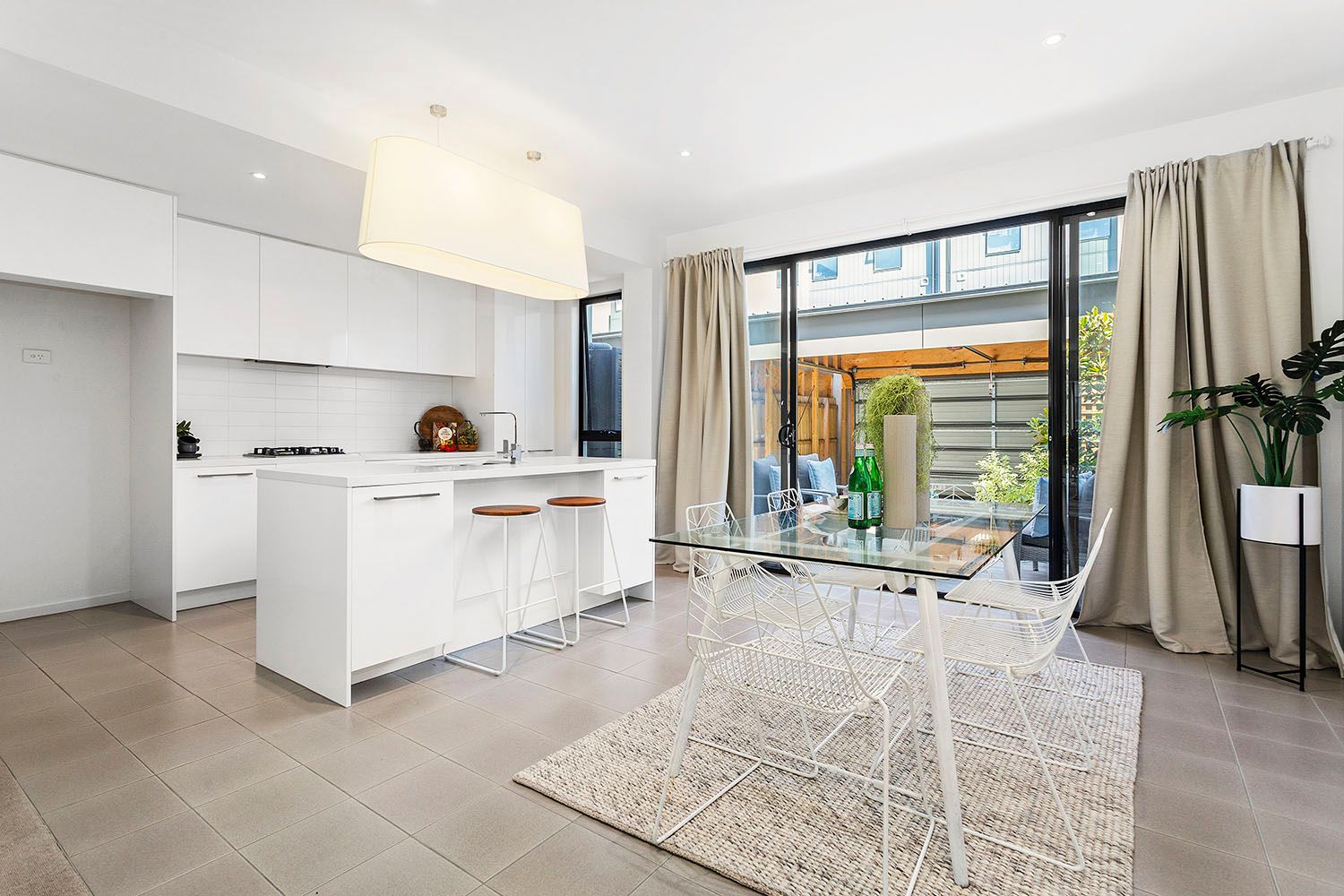 10 Mulberry Avenue, Cheltenham, VIC 3192