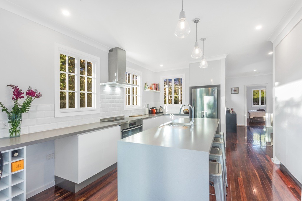 42 Margaret Street, Camp Hill, QLD 4152
