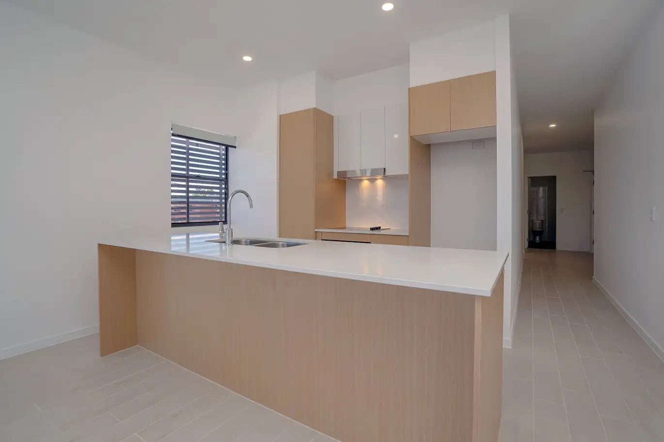 202/41 Milton Avenue, Paradise Point, QLD 4216