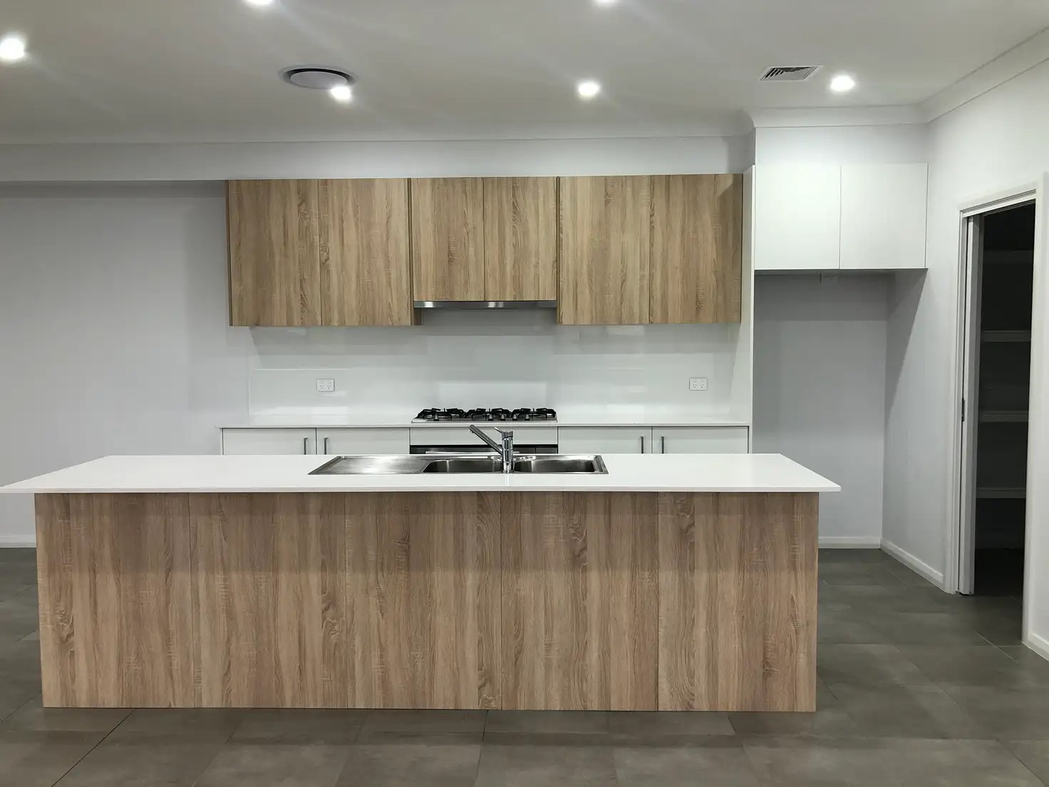 1/149A Village Street, Gregory Hills, NSW 2557