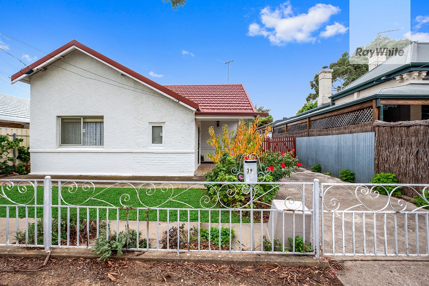 39 Burt Avenue, Hilton, SA 5033