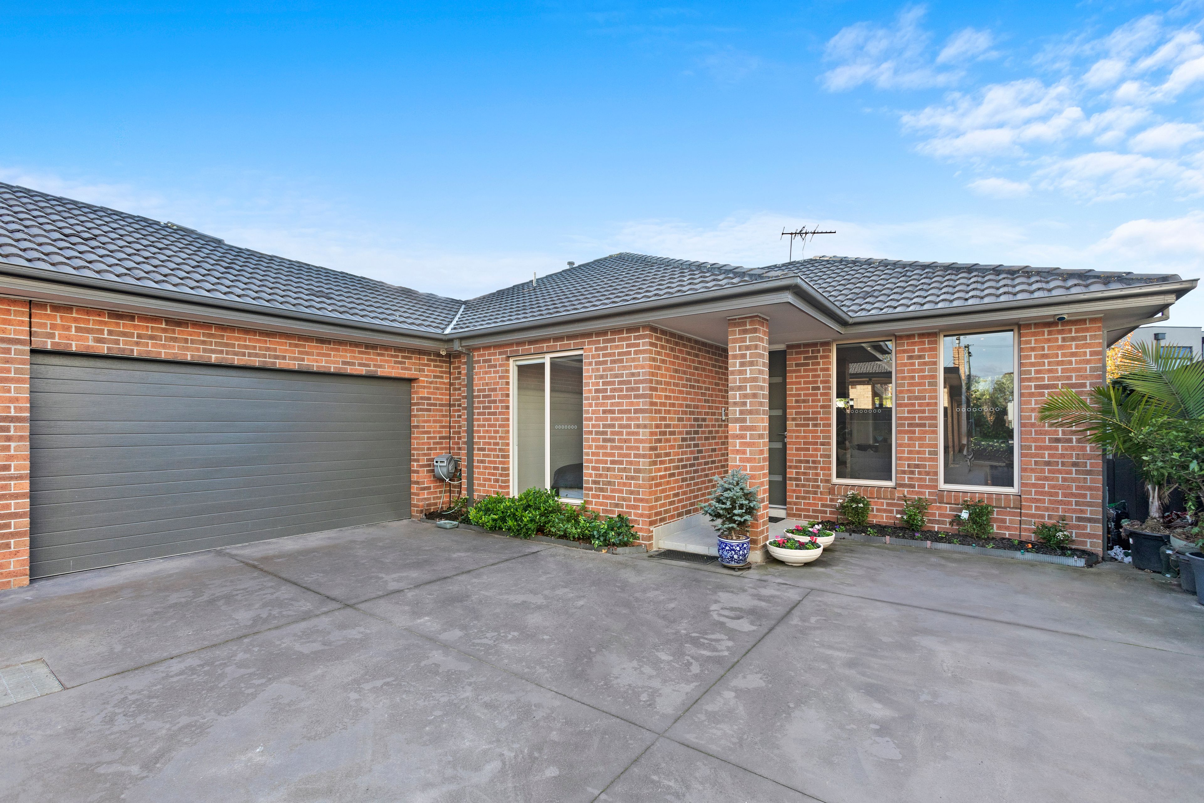 2/81 Latrobe Street, Cheltenham, VIC 3192