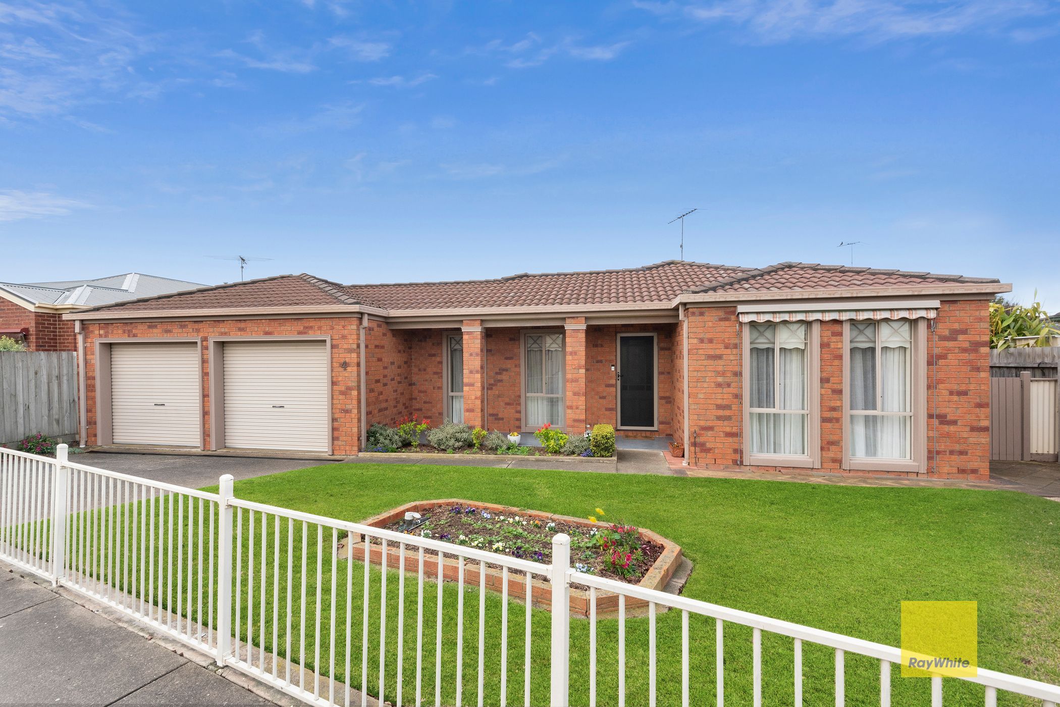 4 Laguna Place, Grovedale VIC 3216