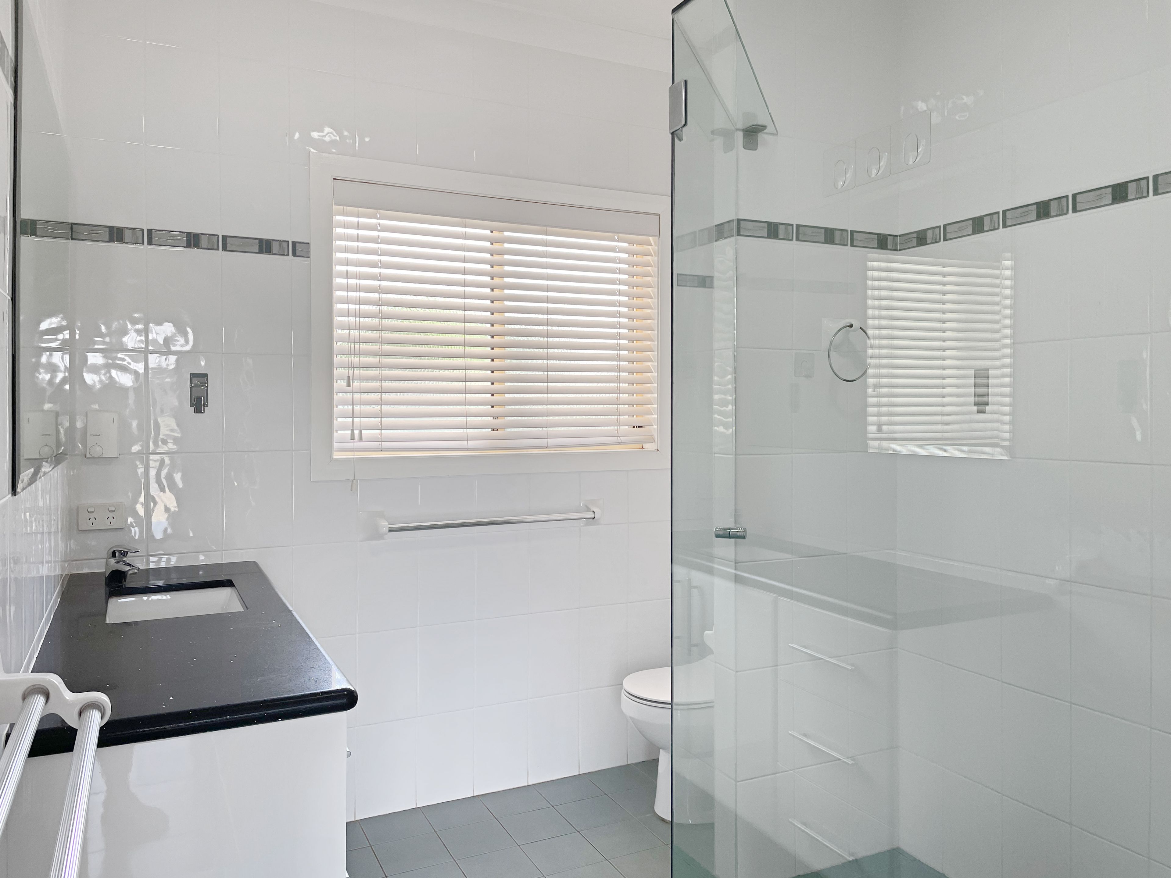 149 Boundary Road — photo 7 of 12