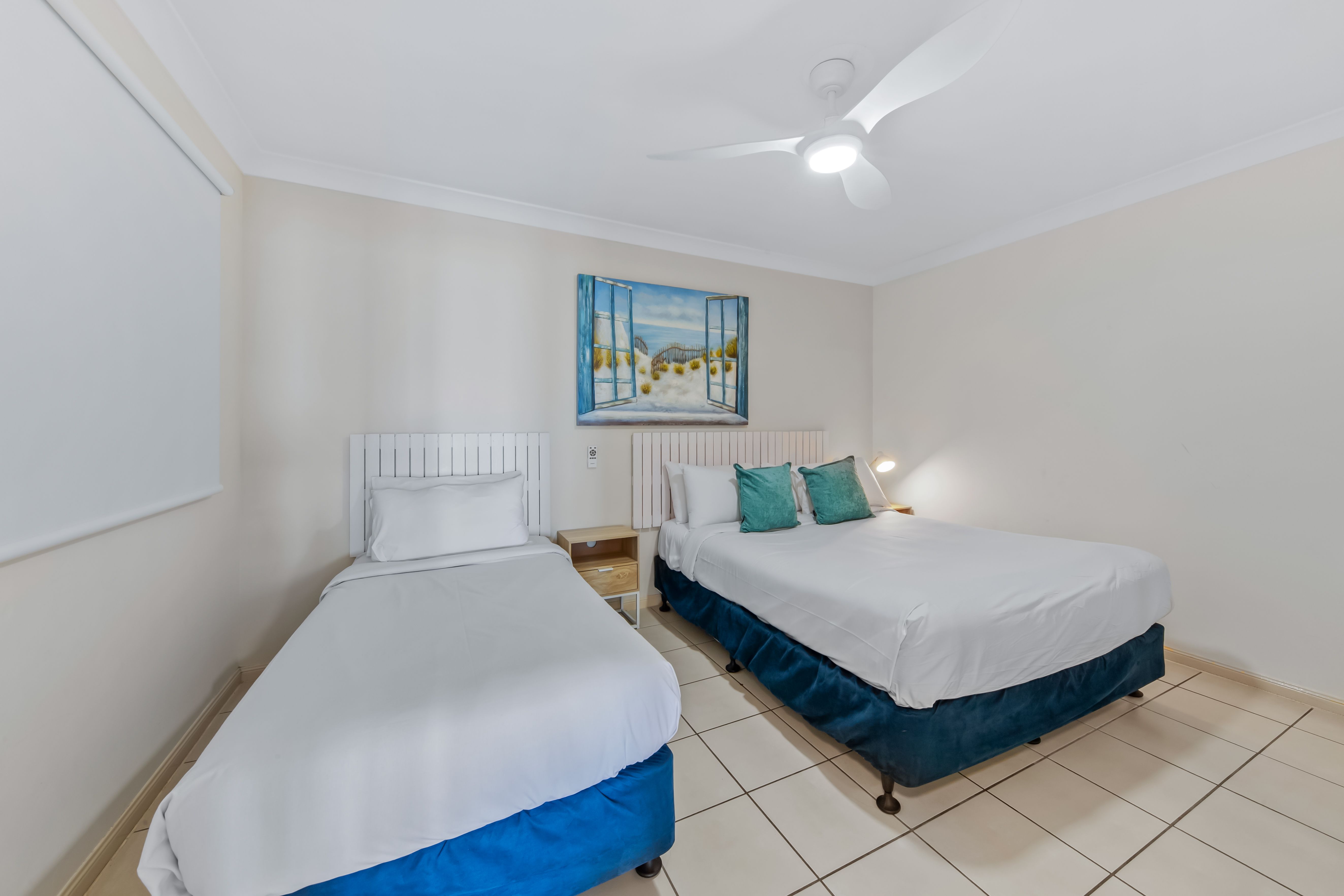 23/4 Golden Orchid Drive — photo 12 of 26