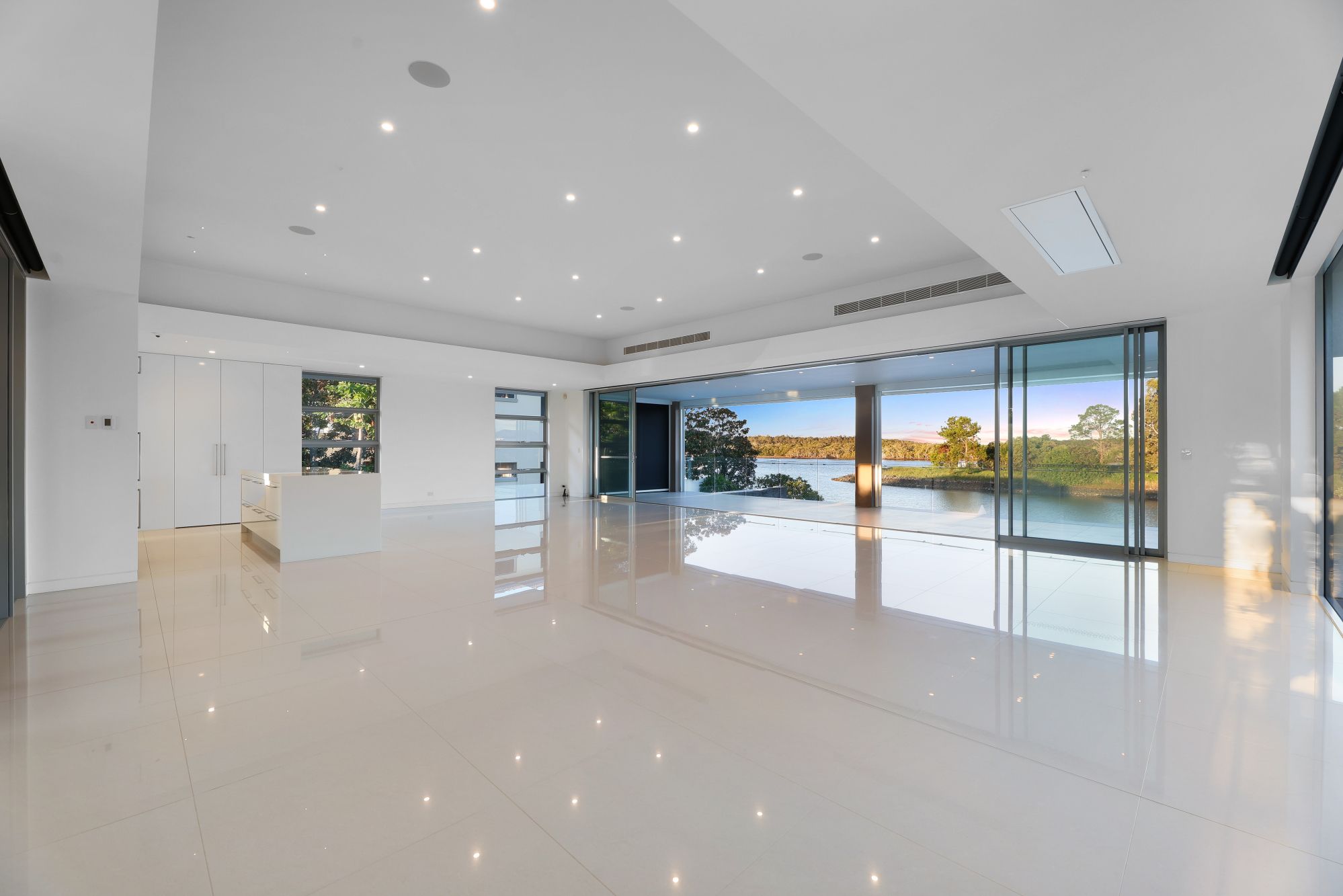 2102 The Circle — photo 3 of 24