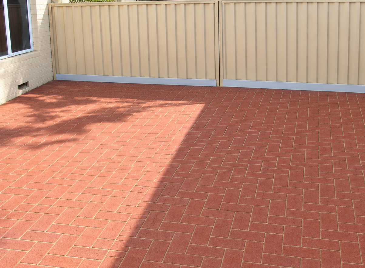 2/205 North Beach Drive — photo 6 of 7