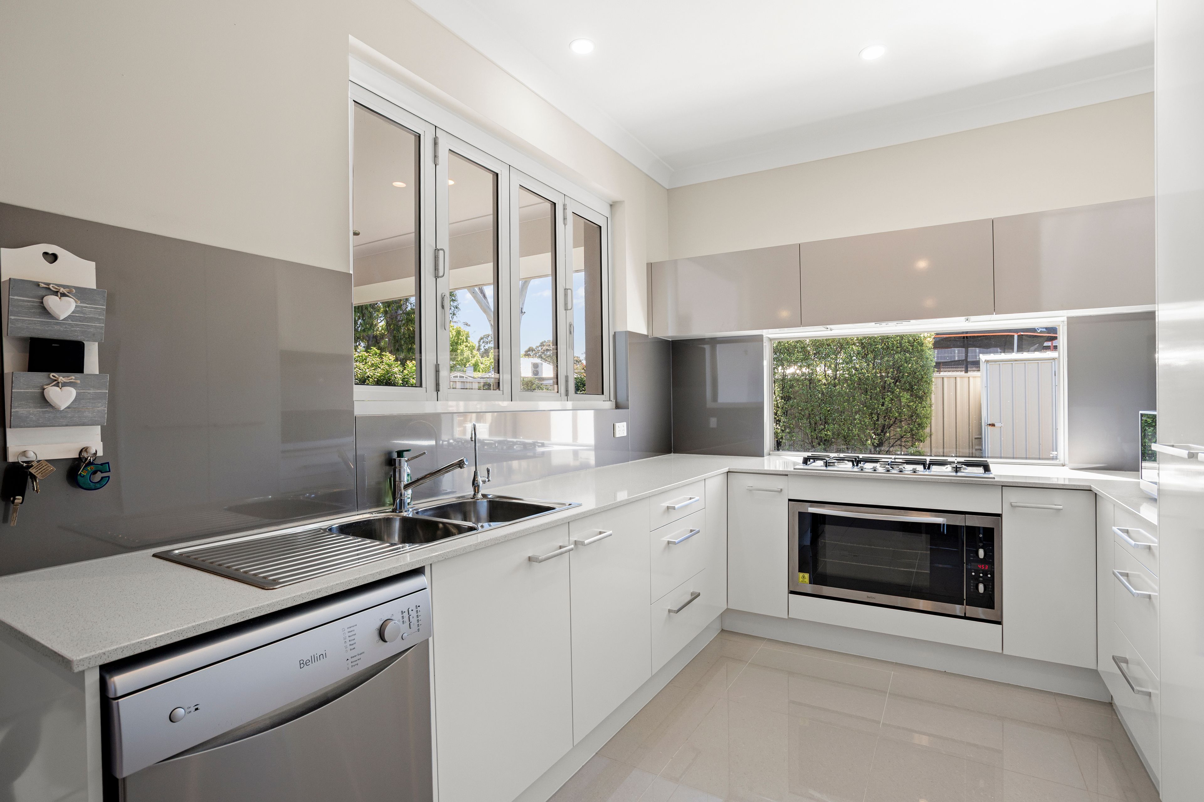 6 Blackler Avenue — photo 16 of 22