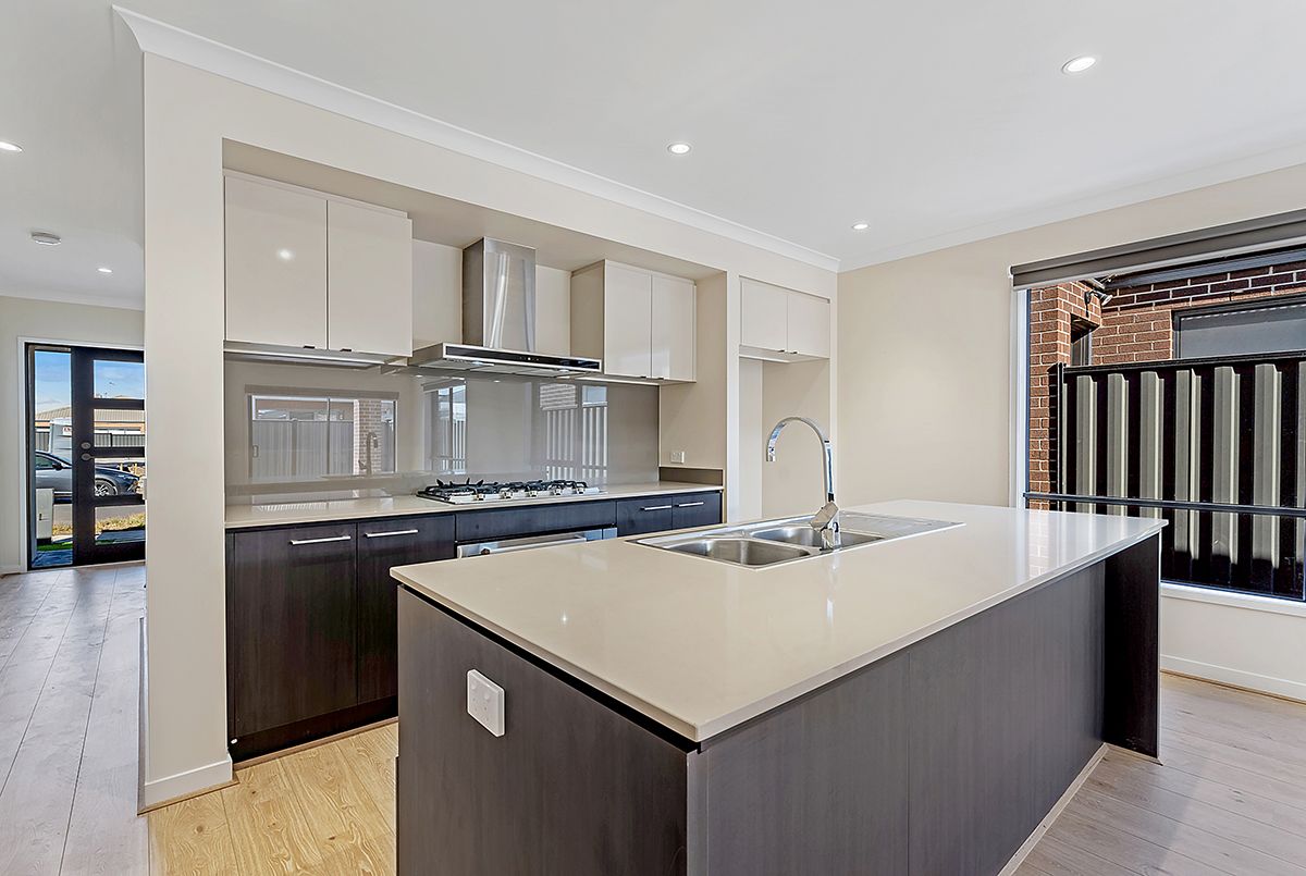 19 Booyong Street, Craigieburn, VIC 3064