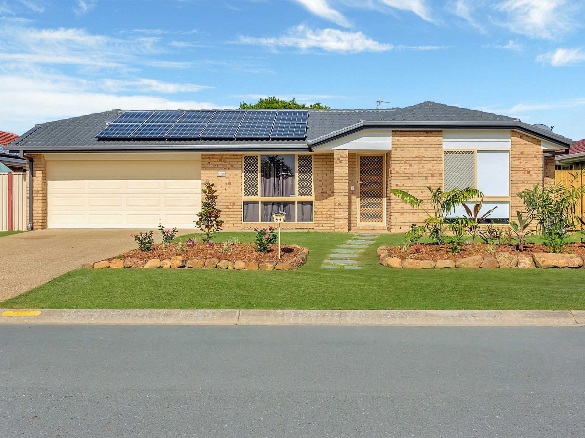 53 Bergamont Street, Elanora, QLD 4221