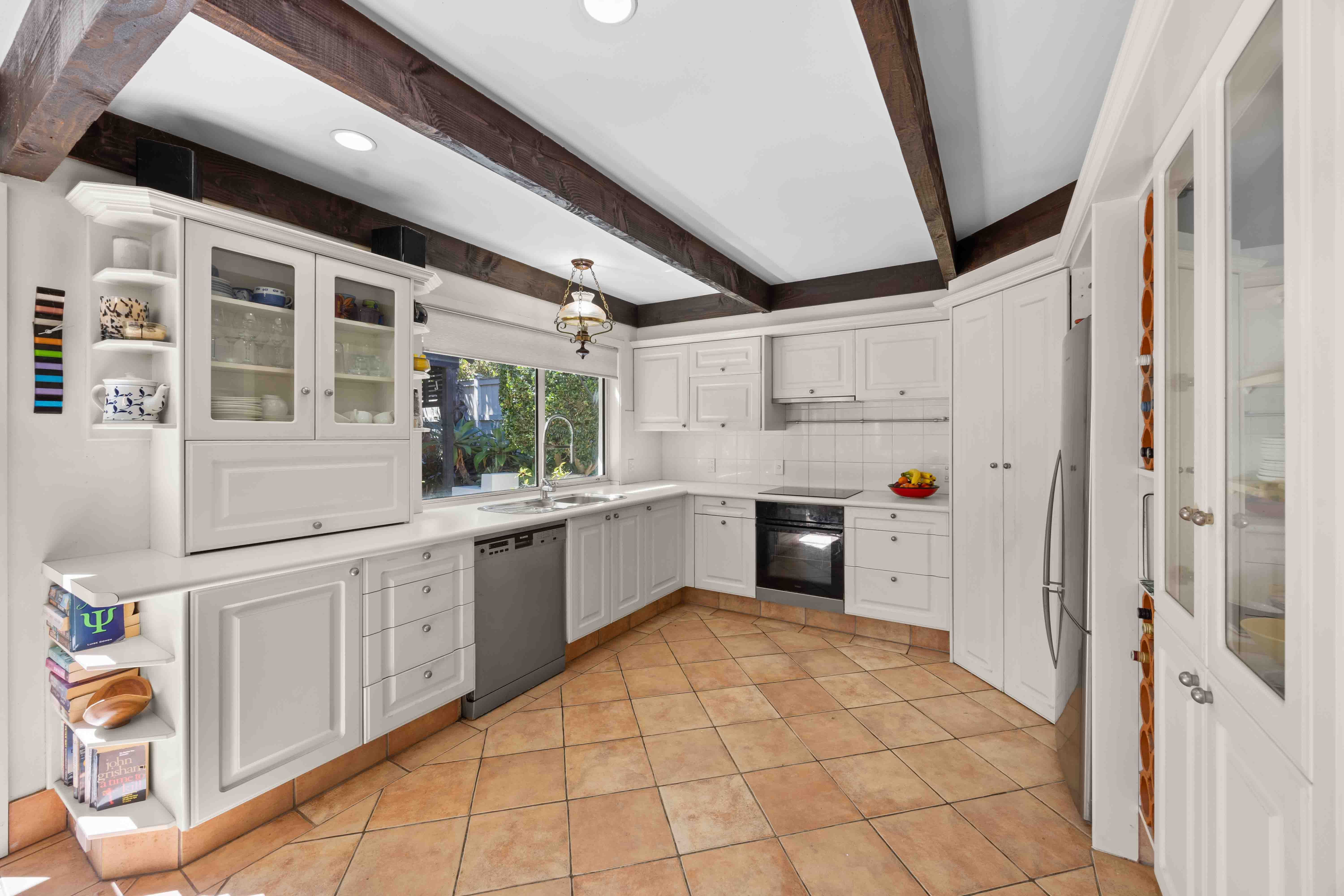 8 Hedge Row, Sunnyhills, Manukau City