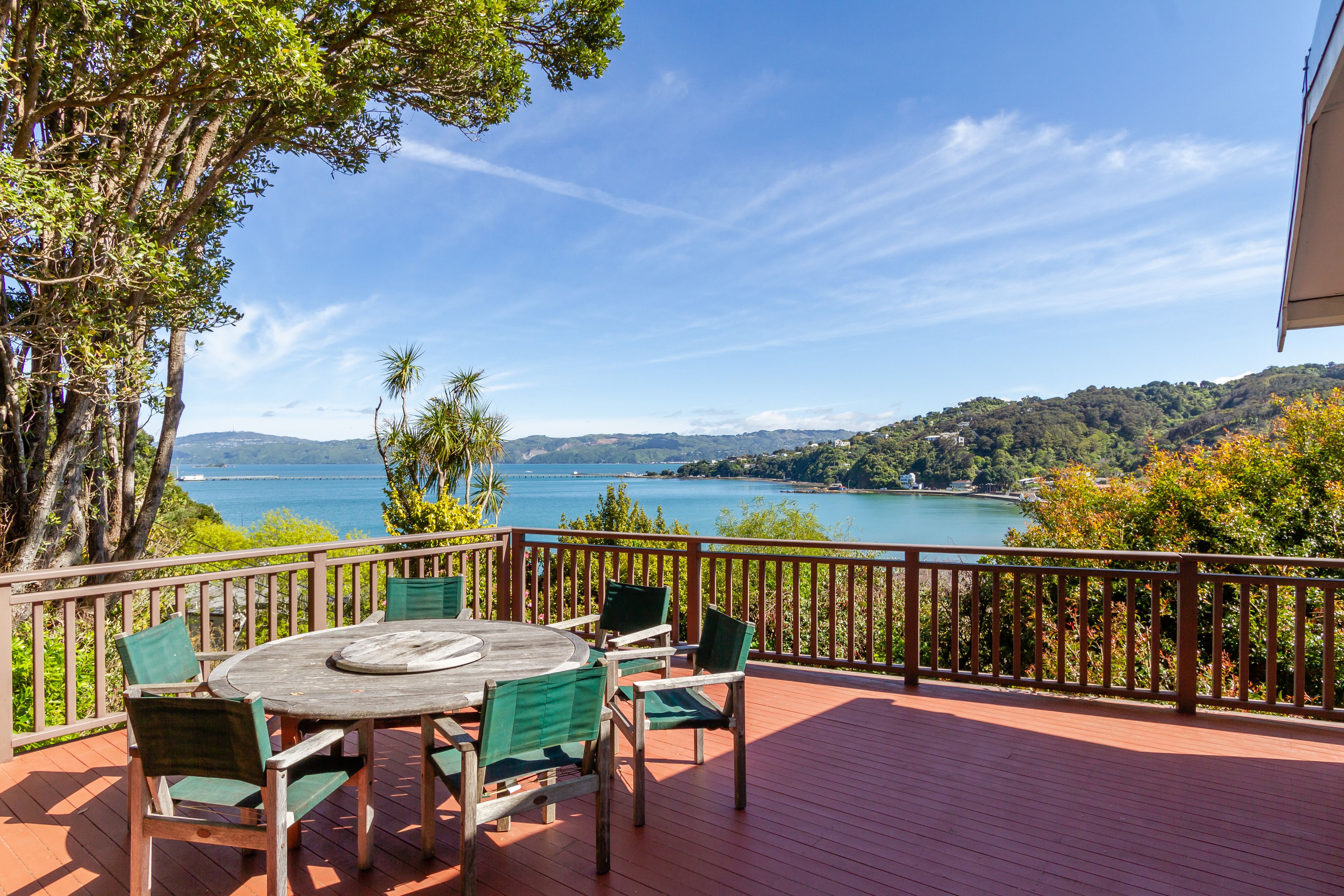 9 Gill Road, Lowry Bay, Lower Hutt City