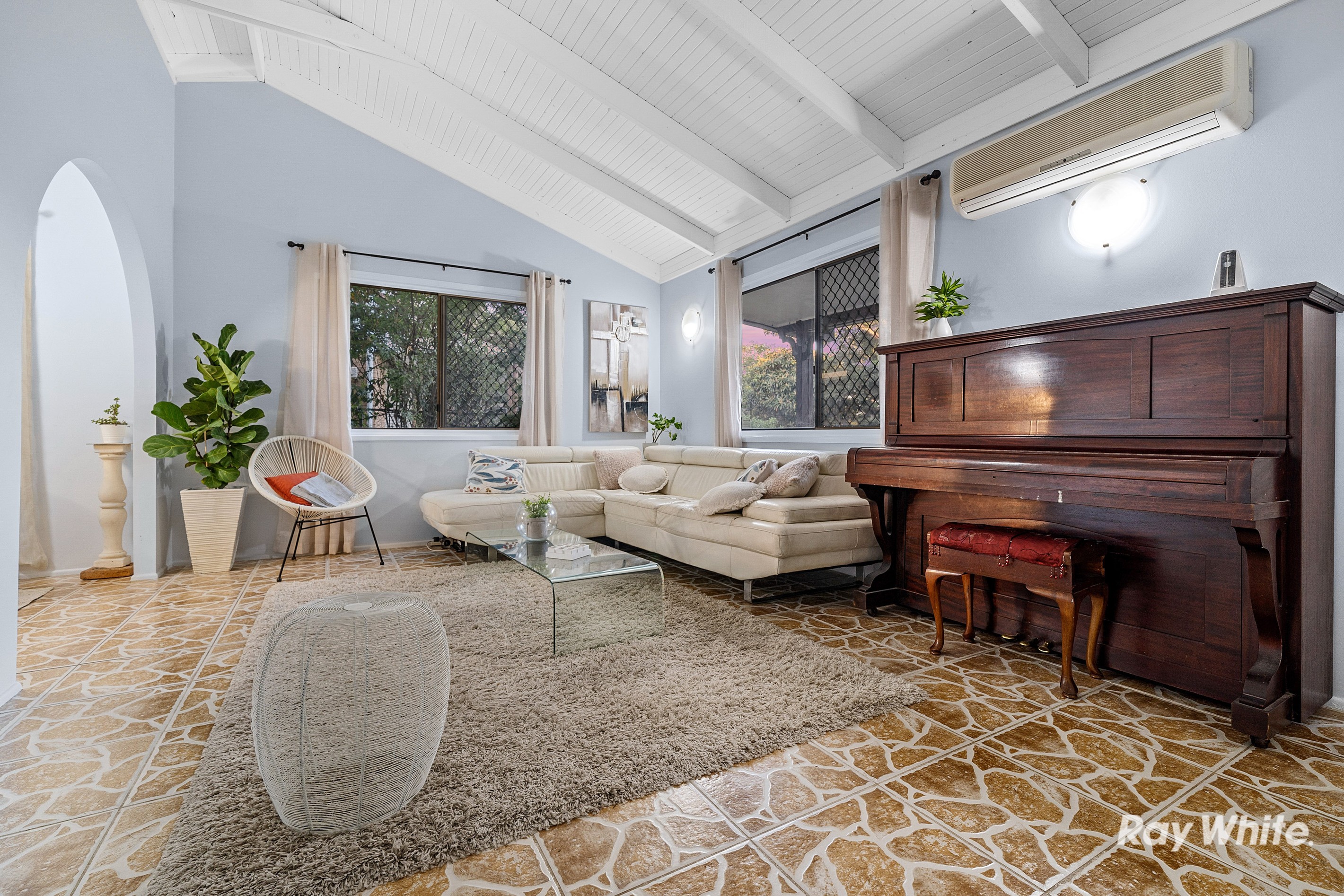4 Hinde Street, Waterford West, QLD 4133