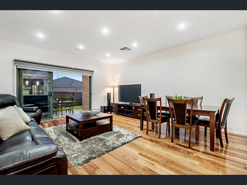 42 Cockatiel Circuit, Craigieburn, VIC 3064