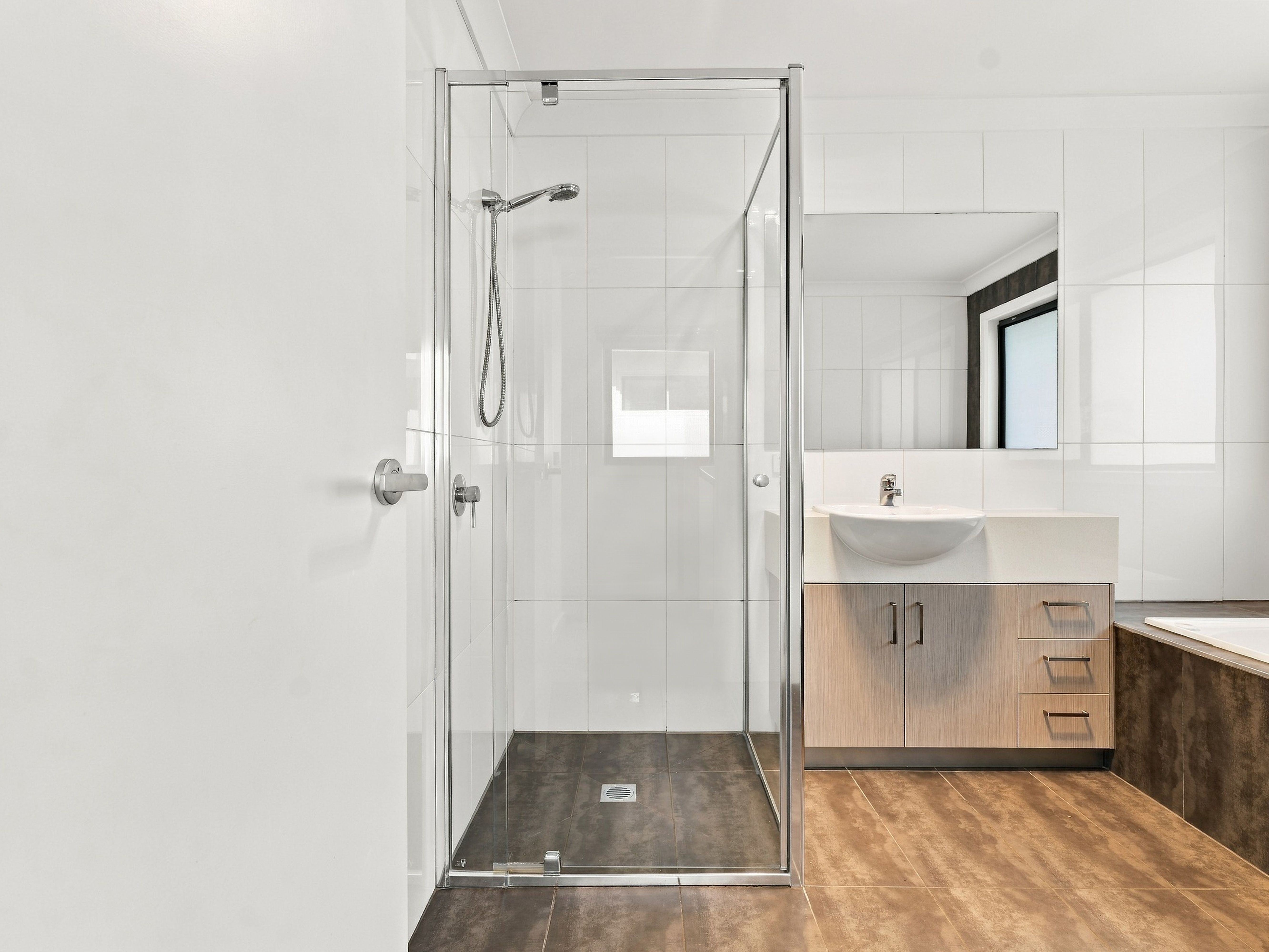 3/9 Watergum Court — photo 15 of 20