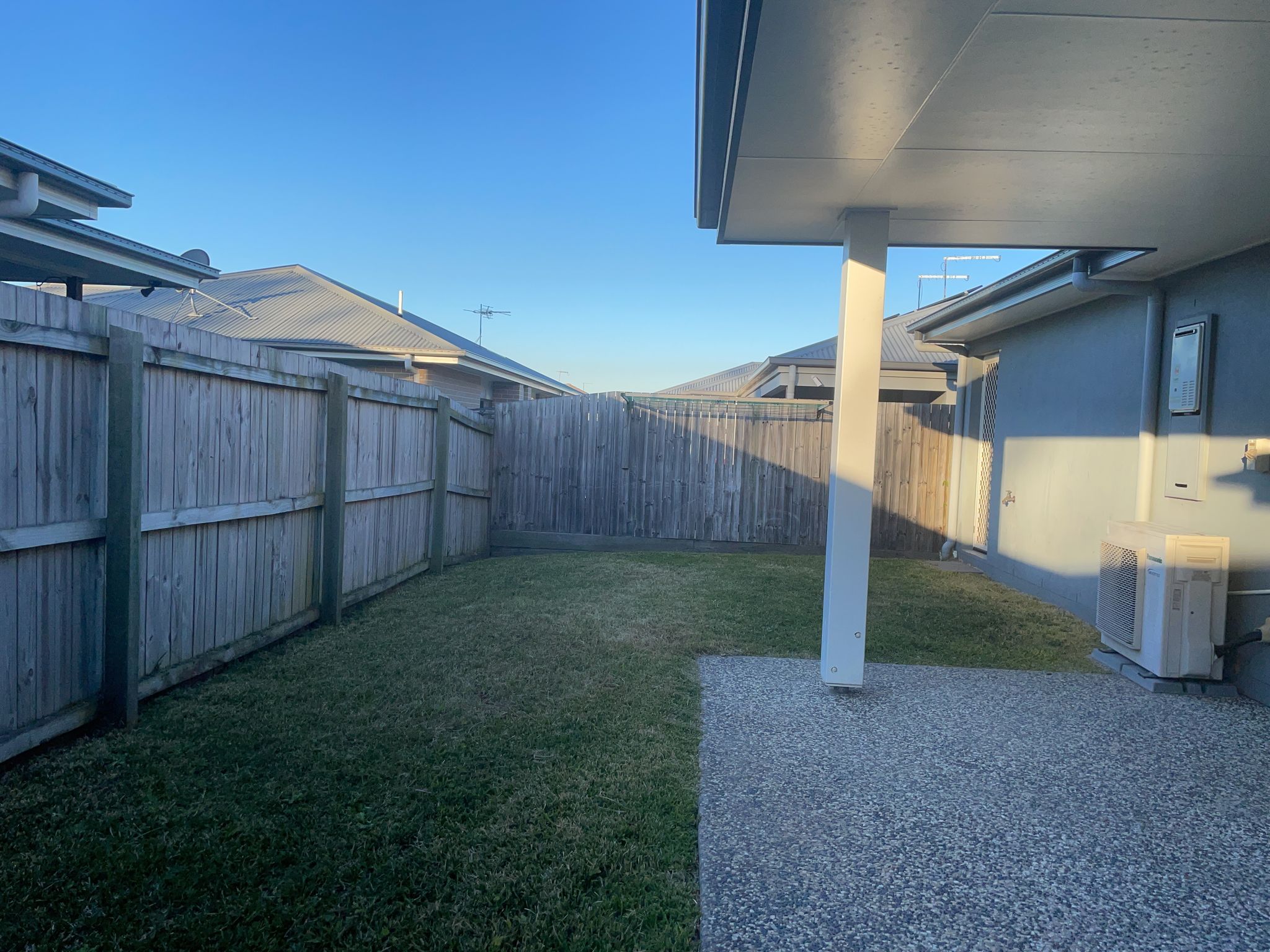 2/6 Mint Crescent — photo 2 of 9