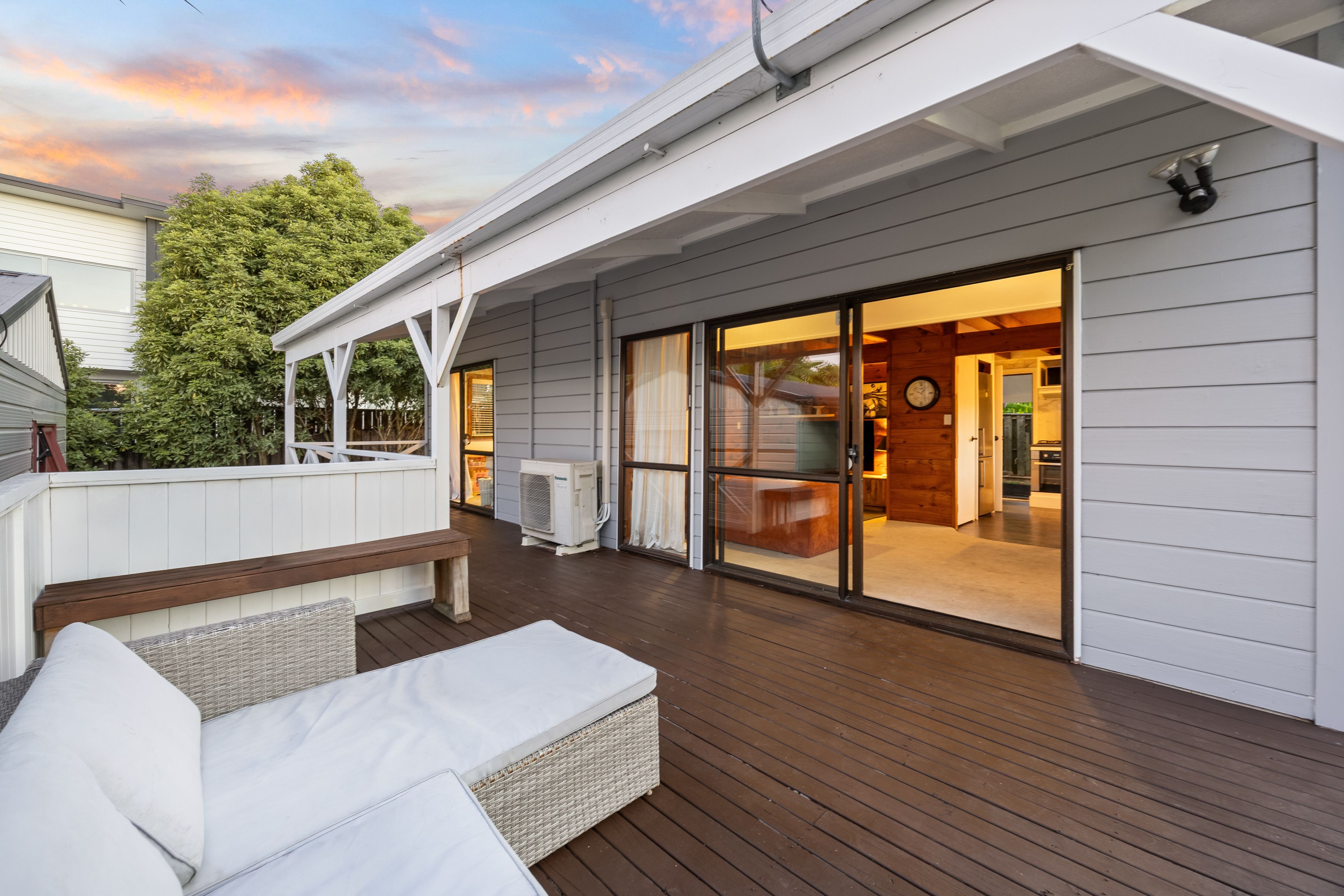 4037A Great North Road, Glen Eden, Waitakere City