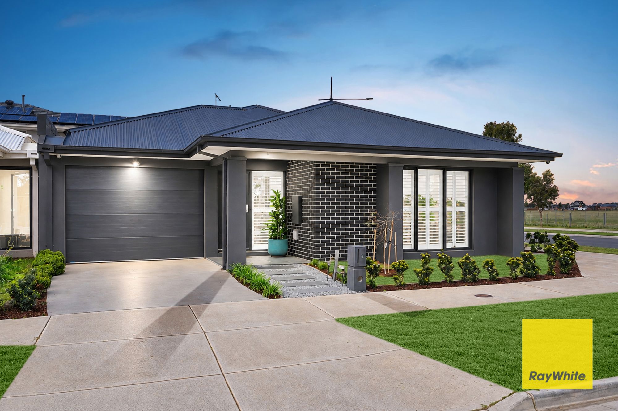2 Mayopark Street, DEANSIDE, VIC 3336