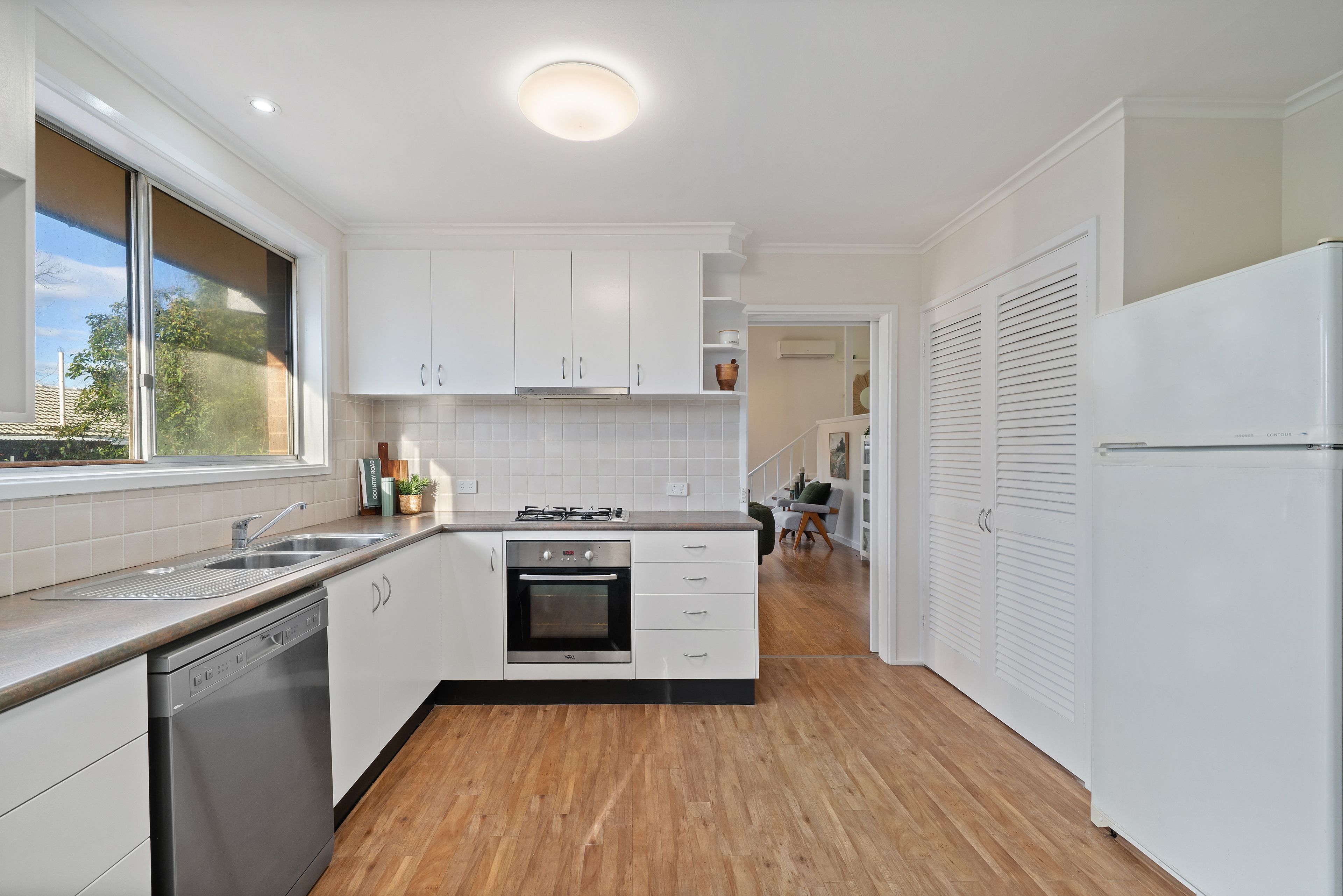 4 O'sullivan Street — photo 3 of 24