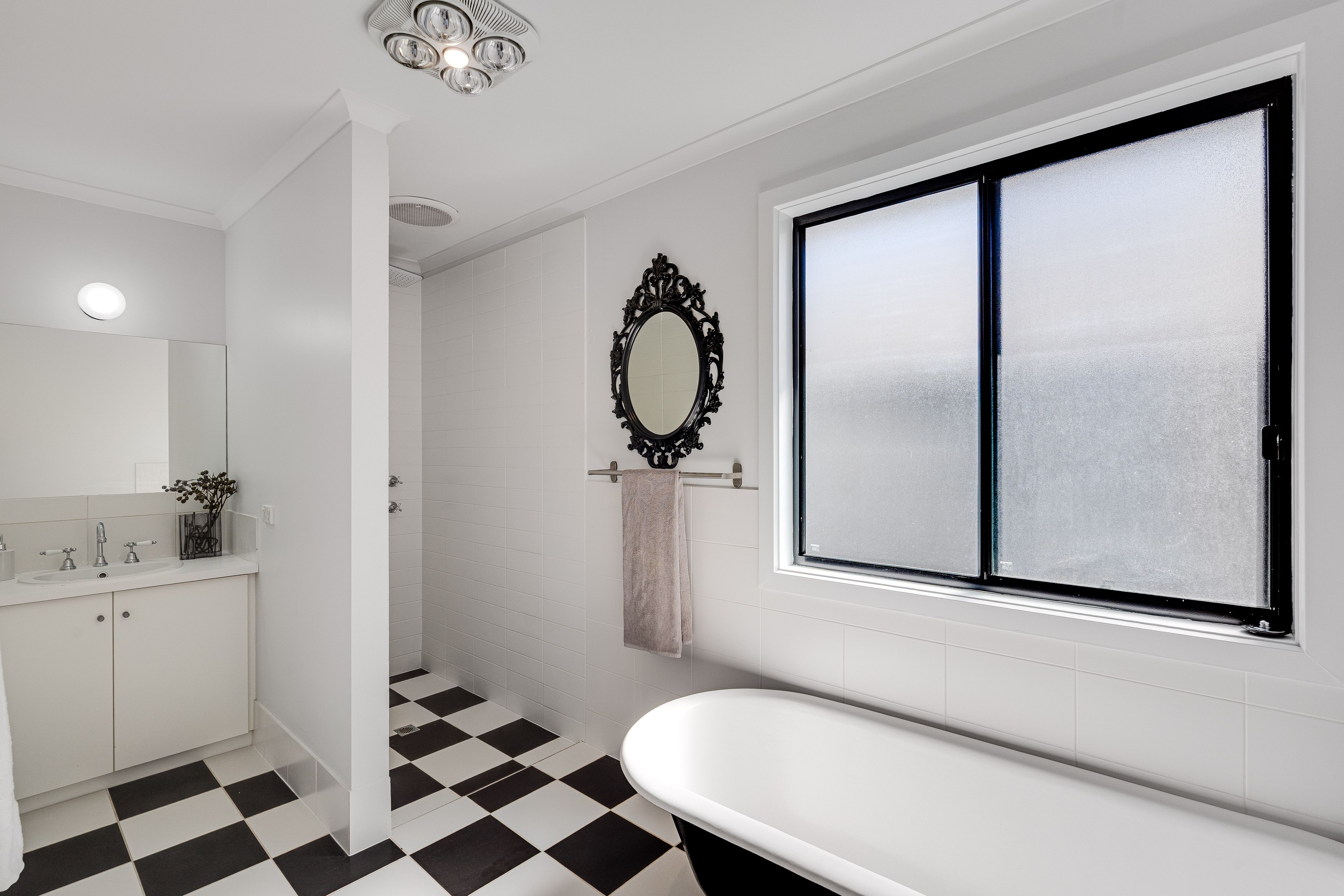 24 Park Terrace — photo 15 of 23