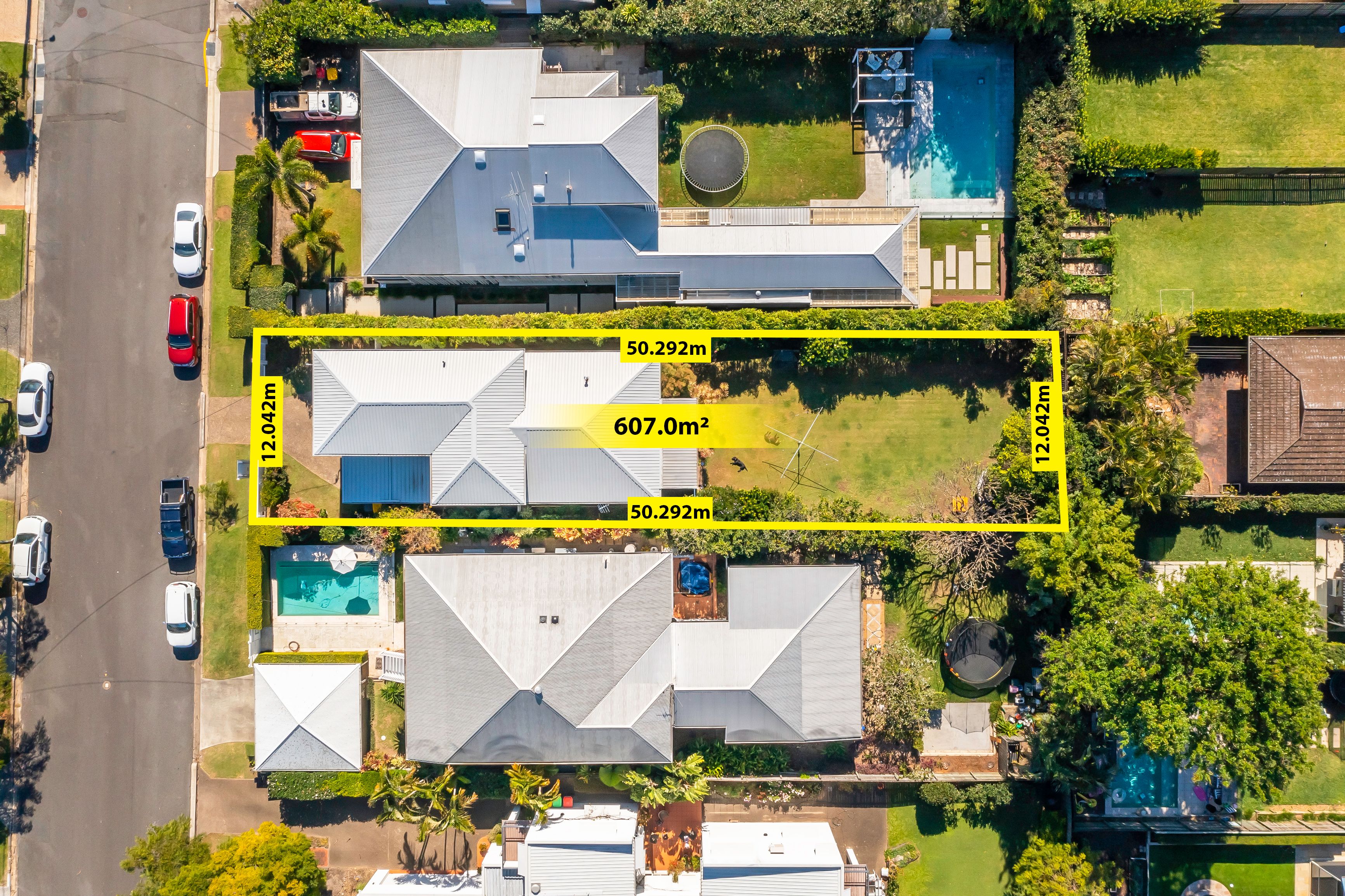 13 Doncaster Street, Hendra QLD 4011