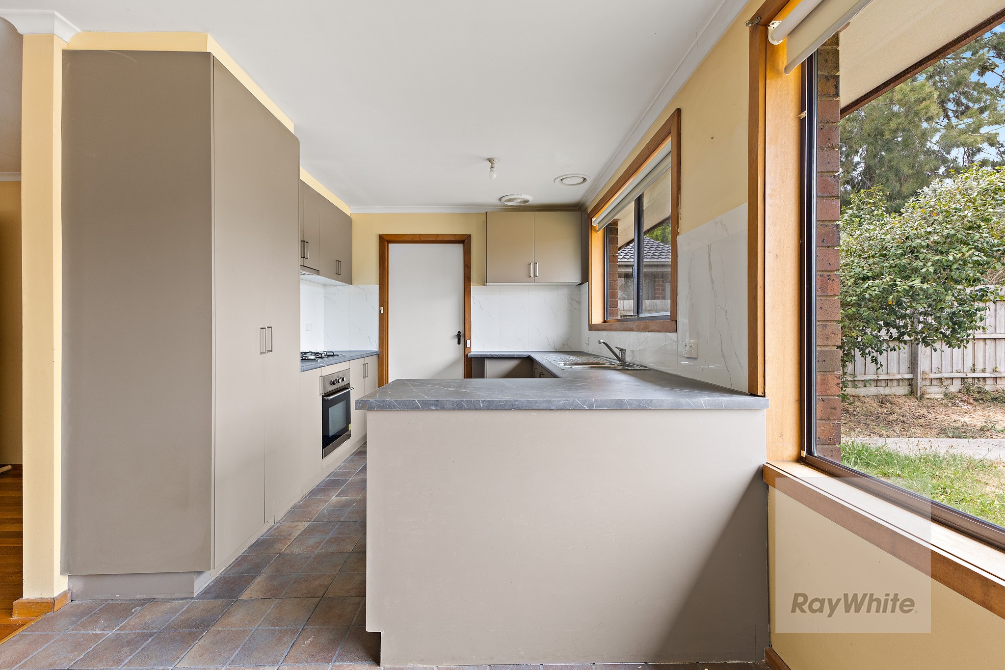 71 Freeman Crescent, Mill Park, VIC 3082