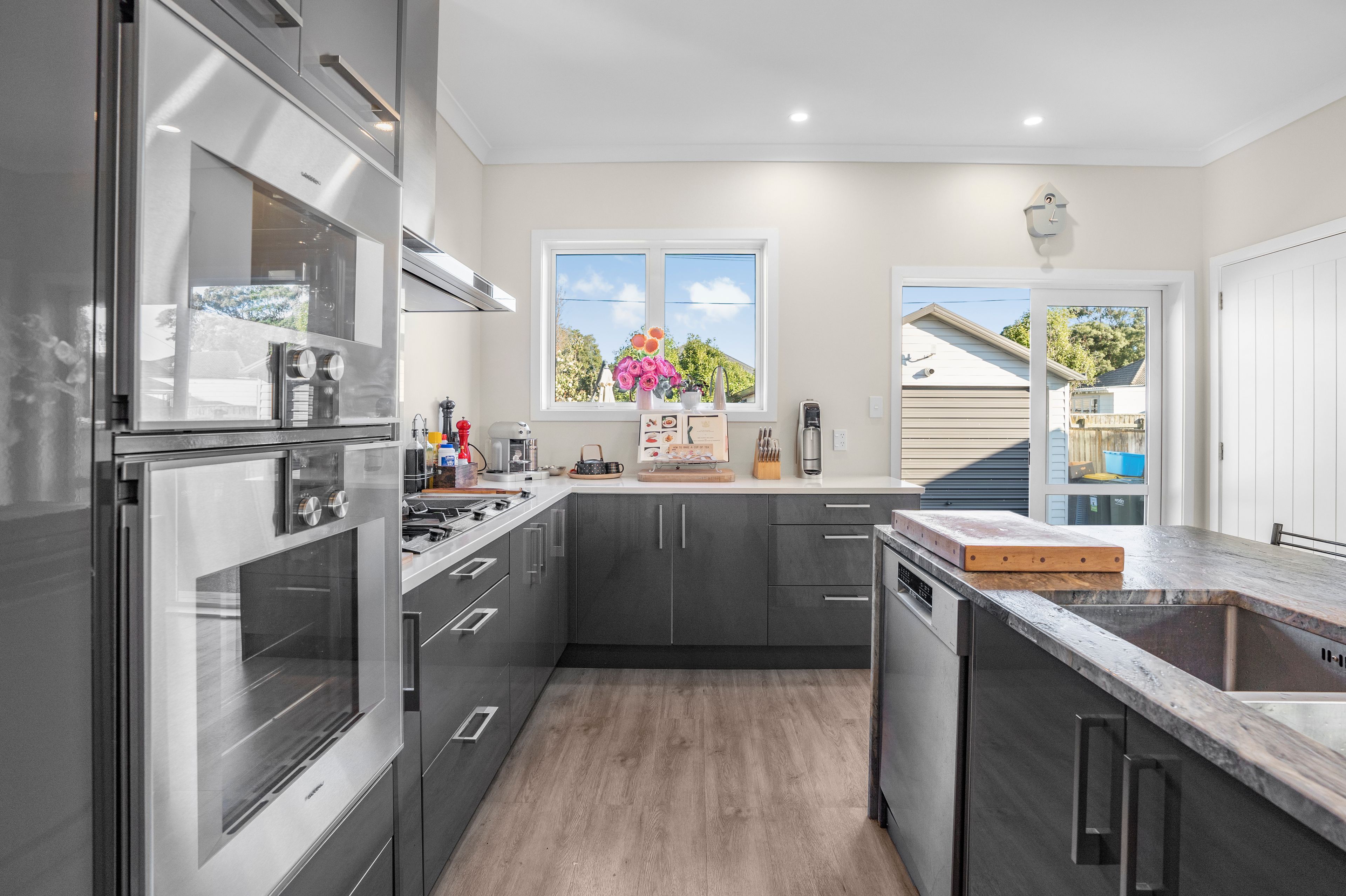 16 Nile Street, Waterloo, Lower Hutt City