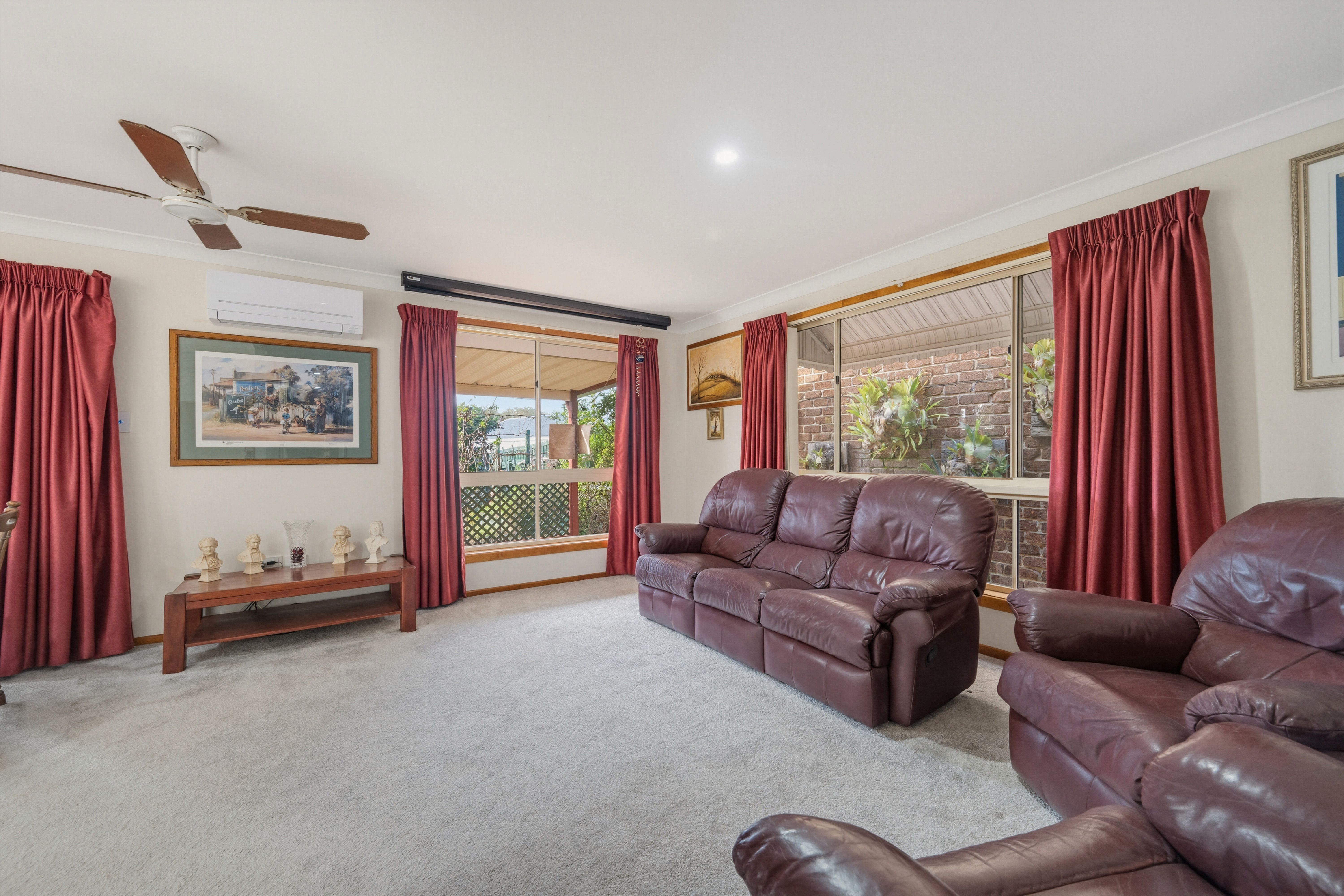 28 Merrymen Way — photo 9 of 17