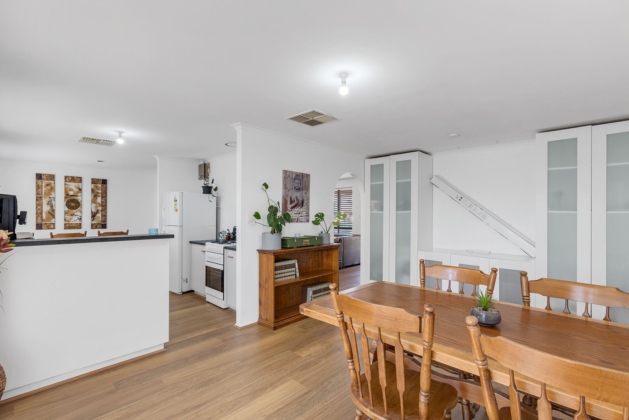 16 Leicester Grove — photo 13 of 24