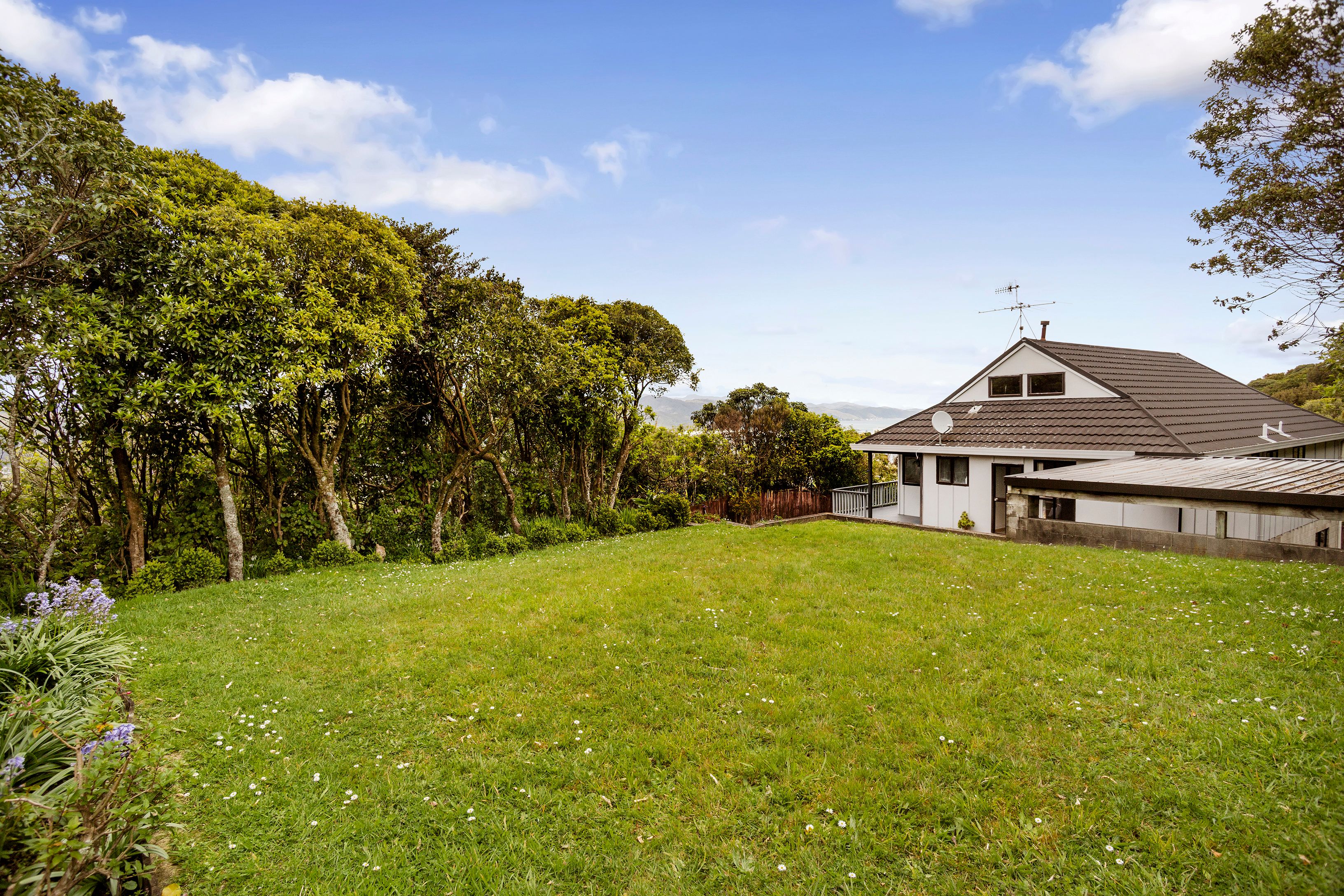 18 Westpoint Avenue, Harbour View, Lower Hutt City