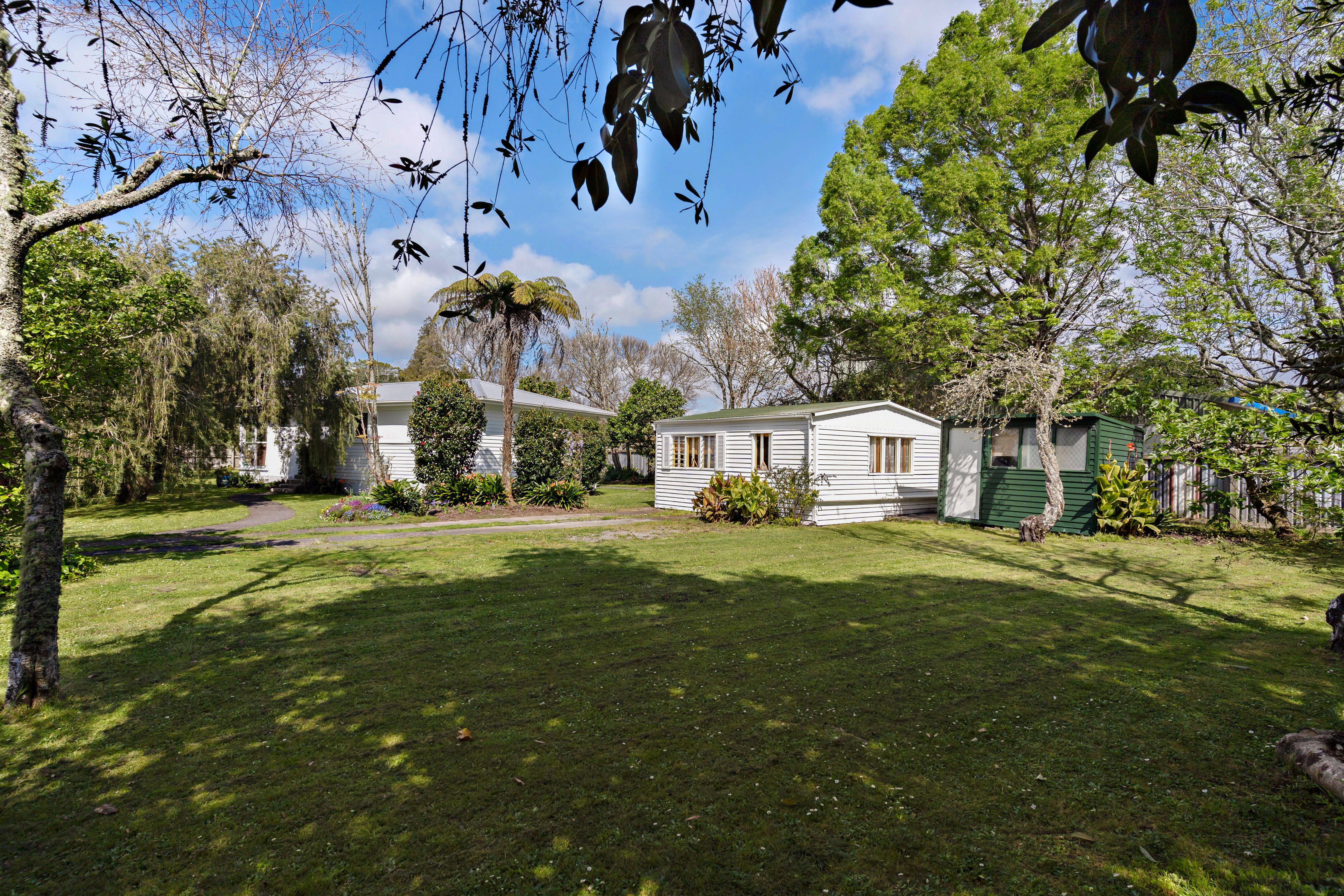 20 Pinedale Place, Henderson, Waitakere City