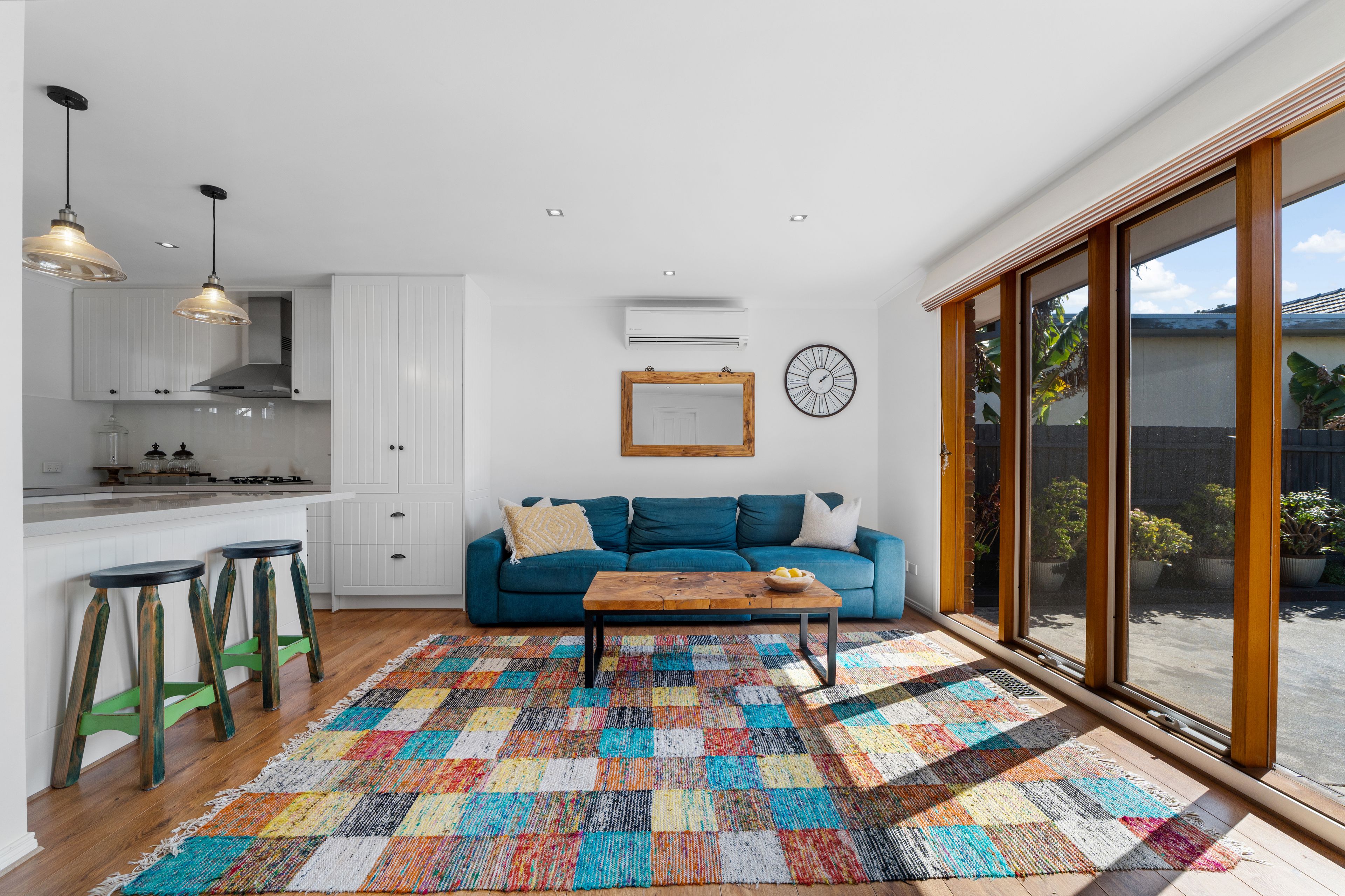 2/10 Keith Street — photo 5 of 16