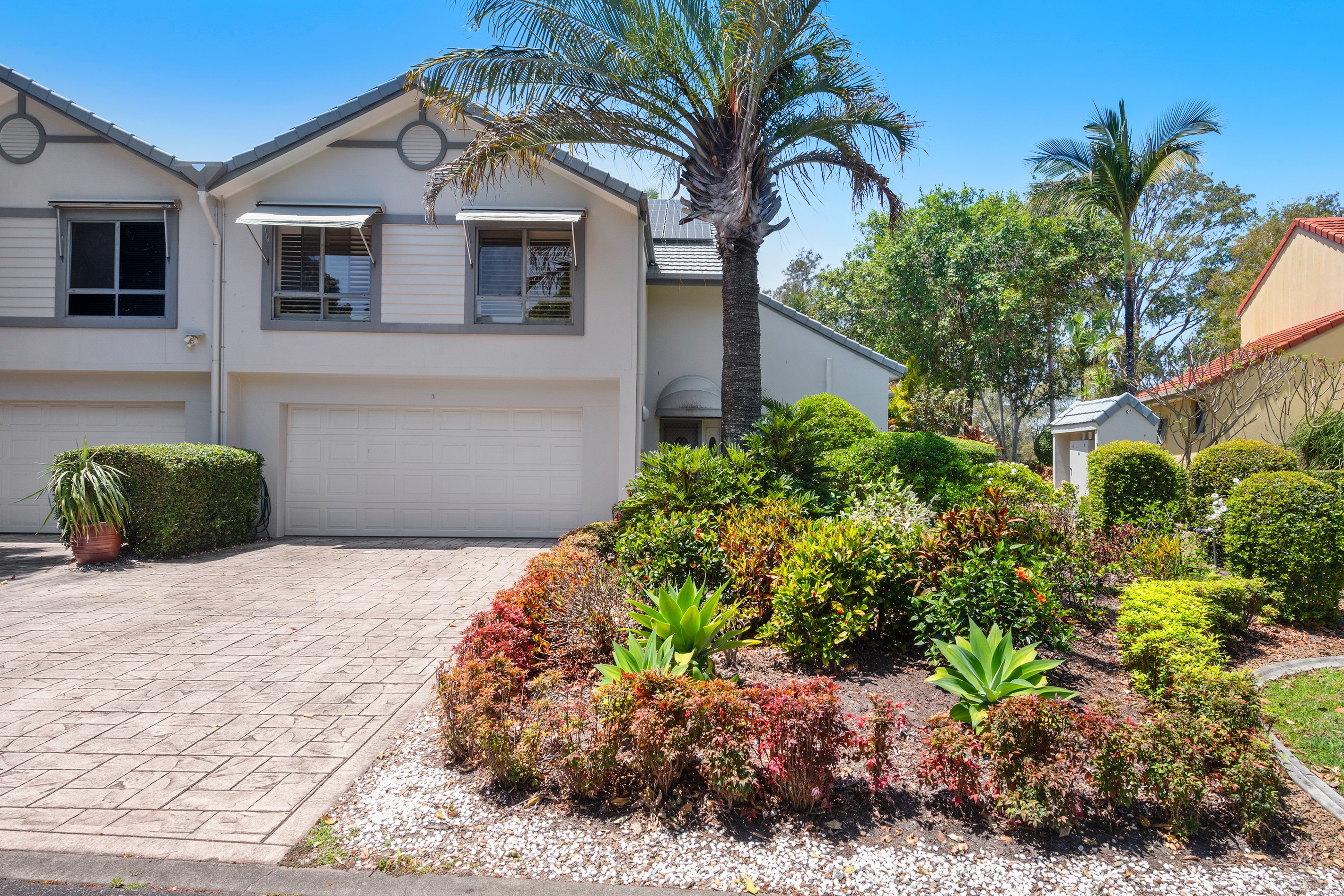 91/125 Santa Cruz Boulevard, Clear Island Waters, QLD 4226