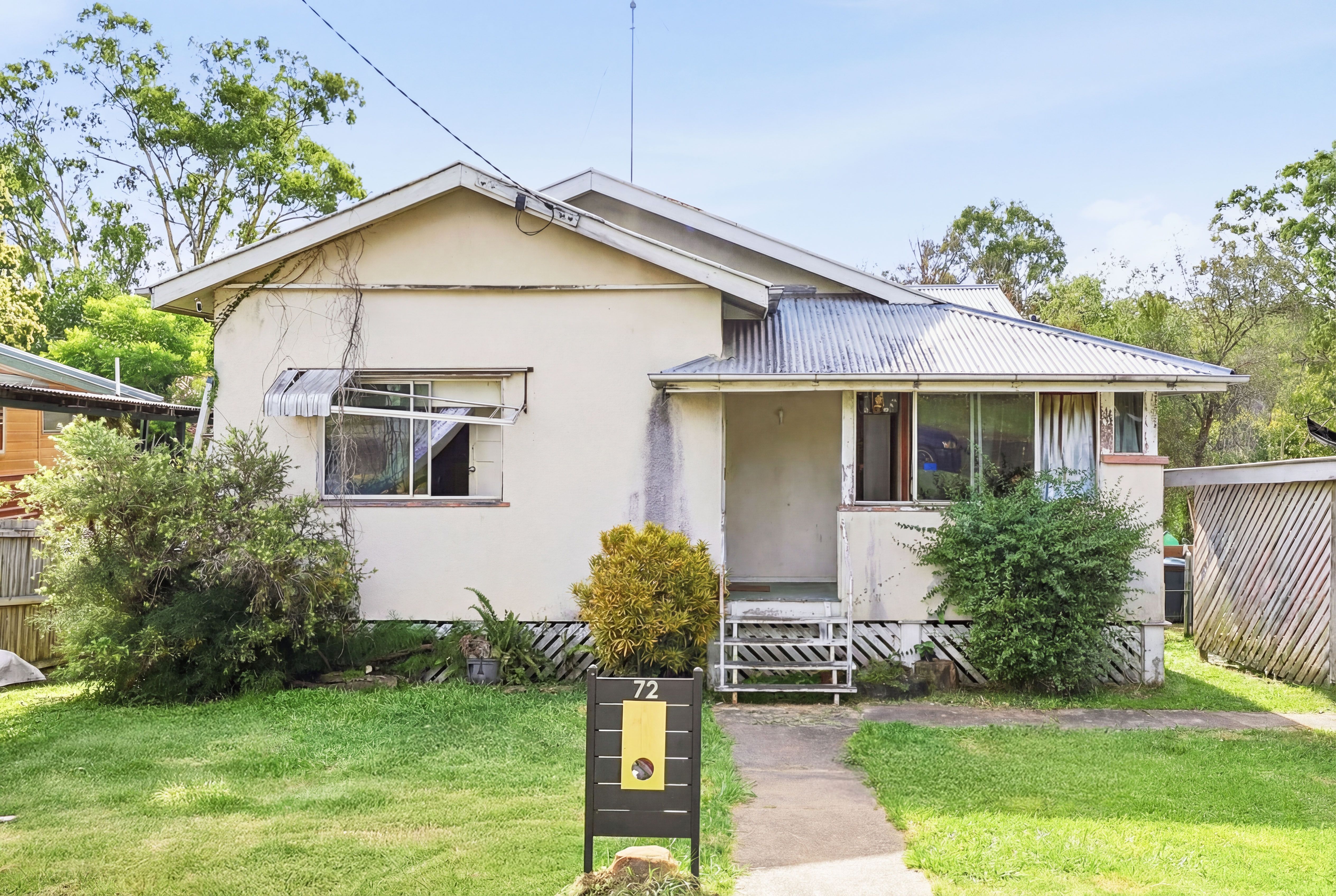 72 Gladstone Road, Coalfalls, QLD 4305