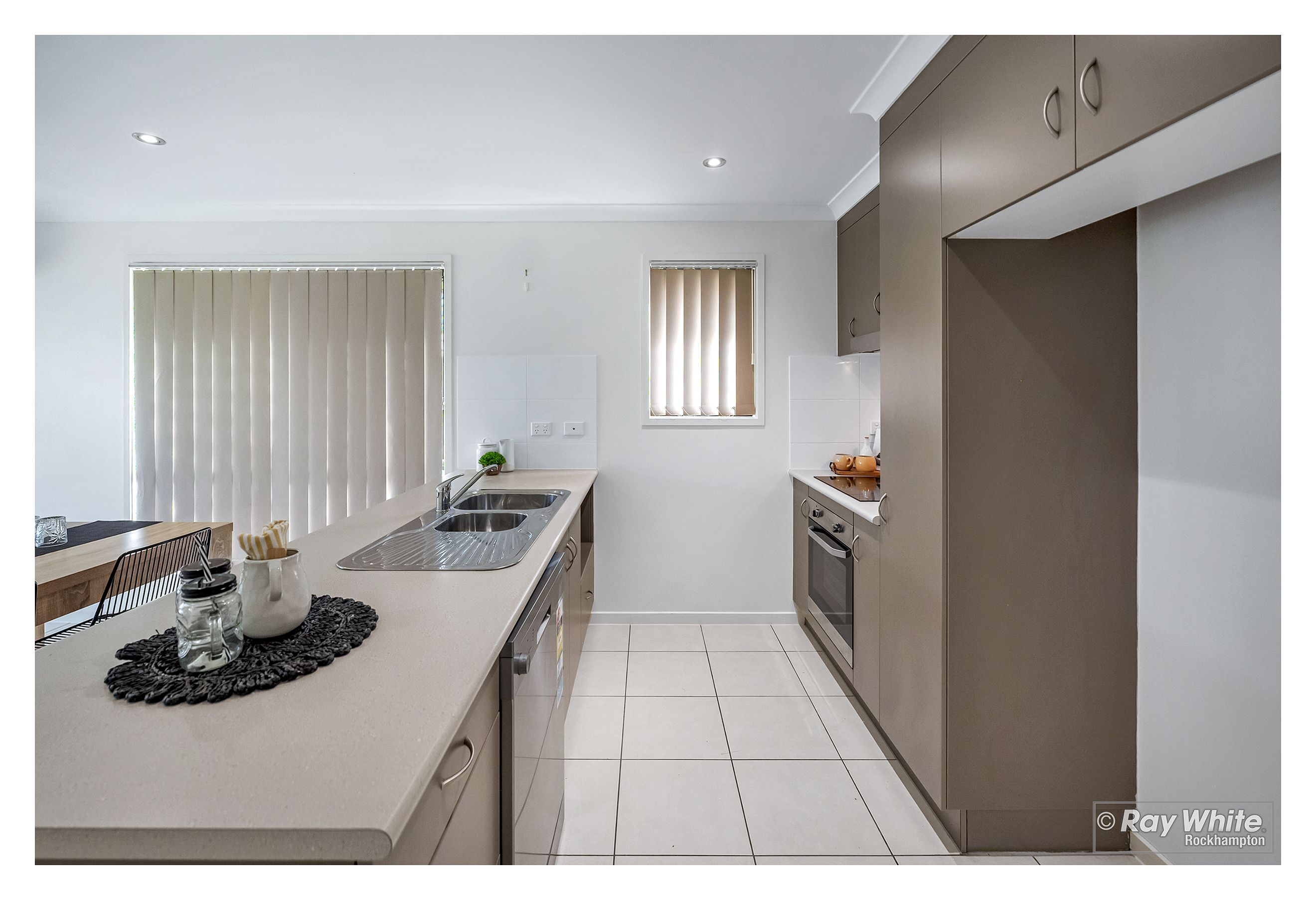 14 Florida Crescent, Parkhurst, QLD 4702
