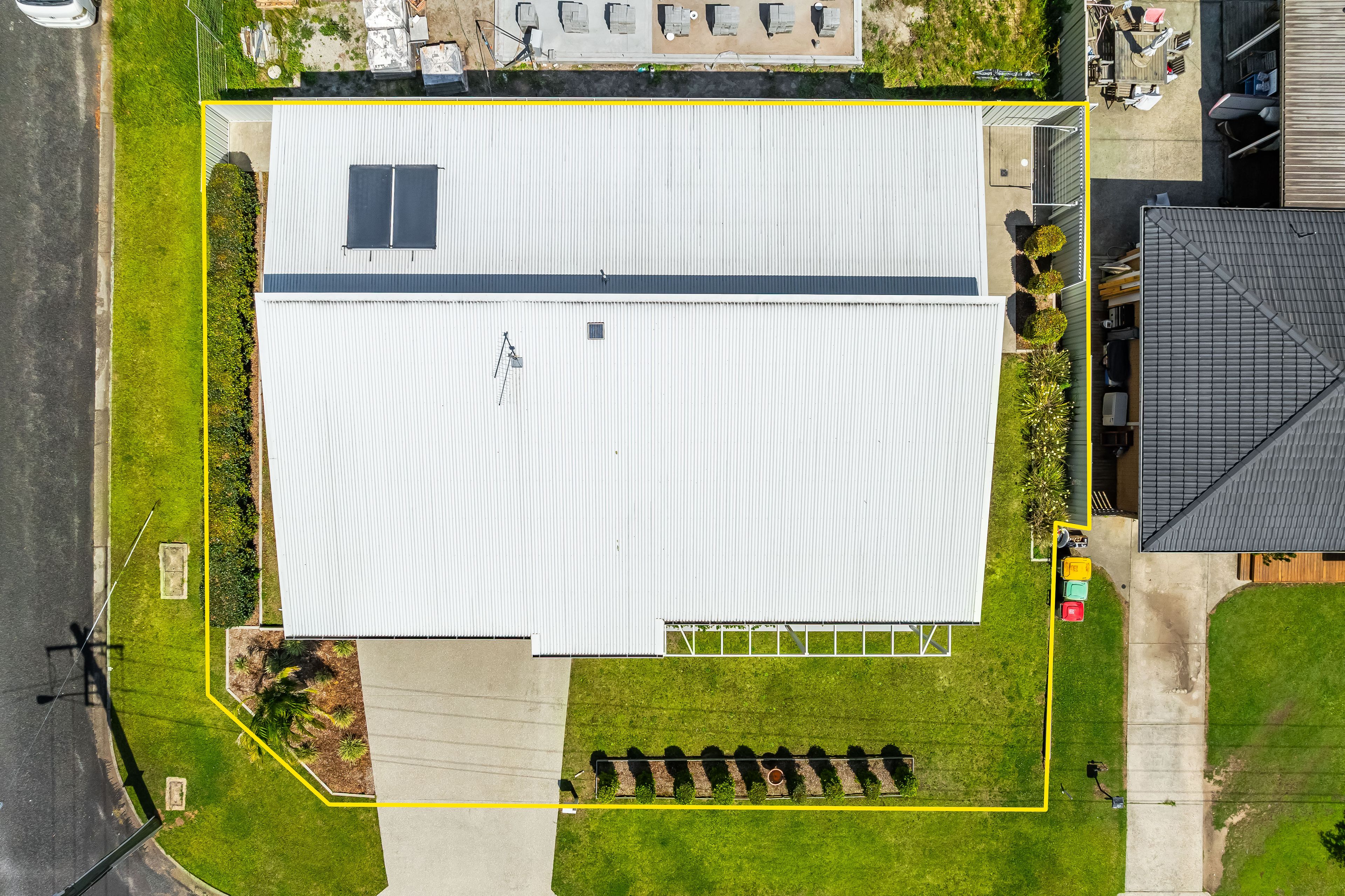 1 Iona Close — photo 14 of 14