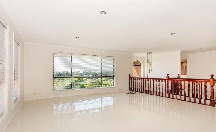 12 Moffatt Place, Edens Landing, QLD 4207