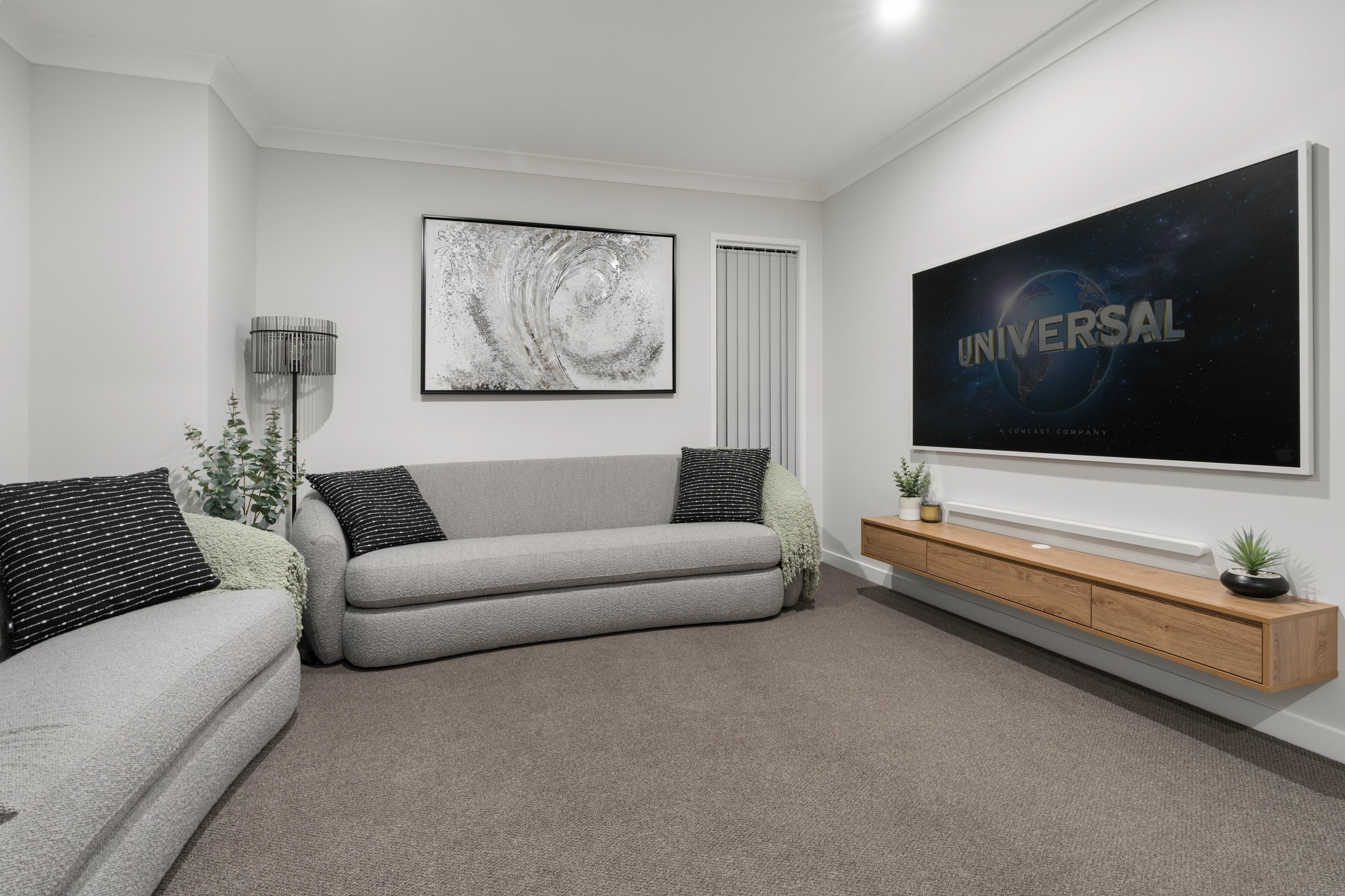 1 Lehany Circuit, Oran Park, NSW 2570