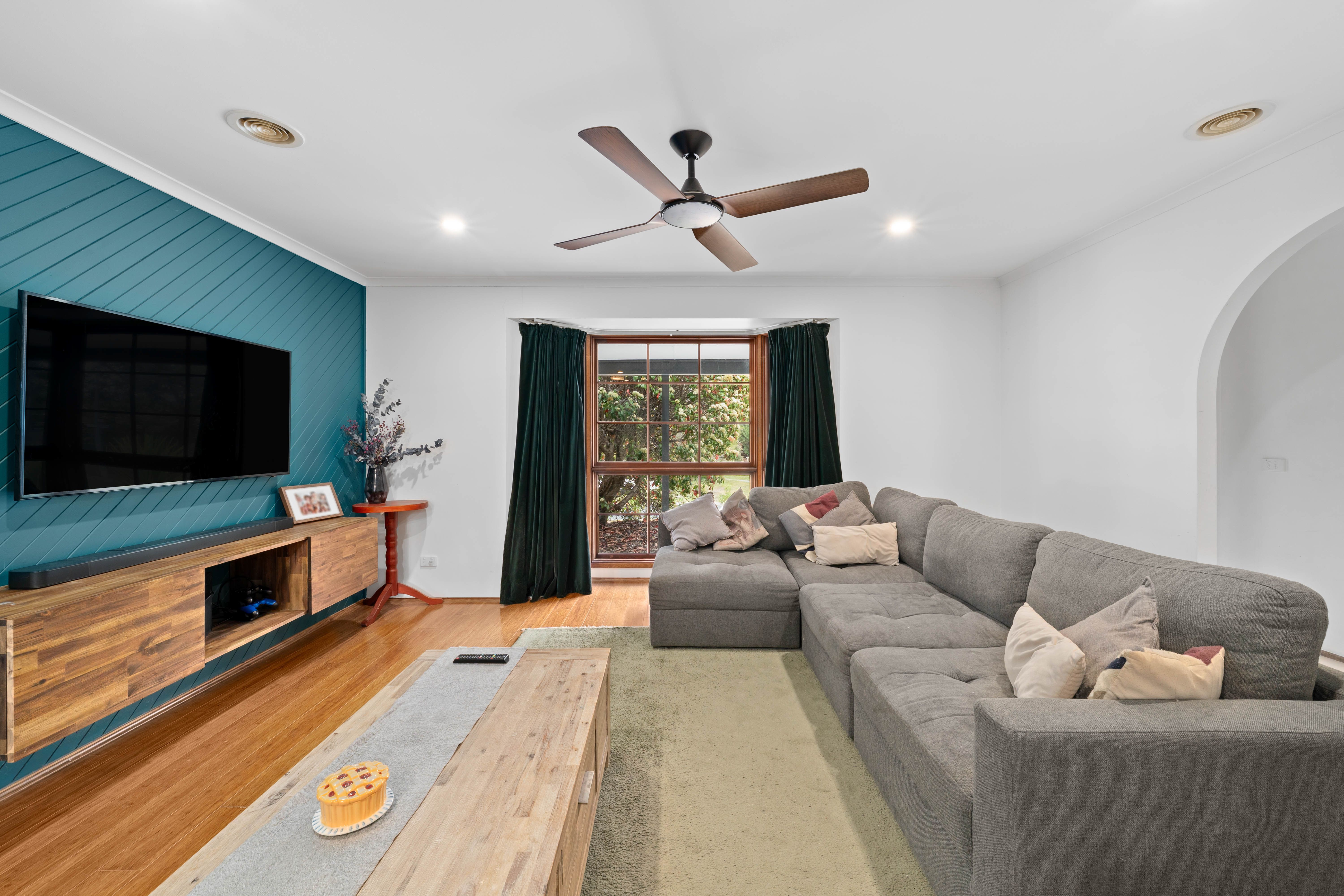 1 Mofflin Street — photo 4 of 30