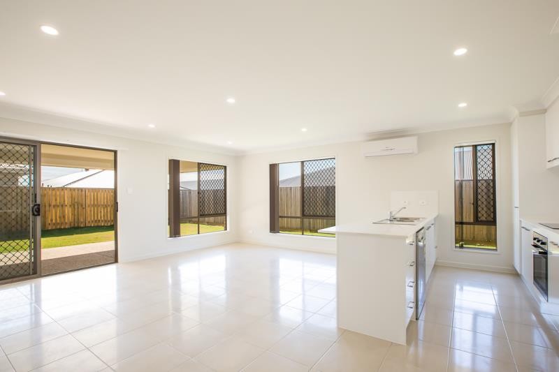 9 Bridgewater Crescent, Redland Bay, QLD 4165