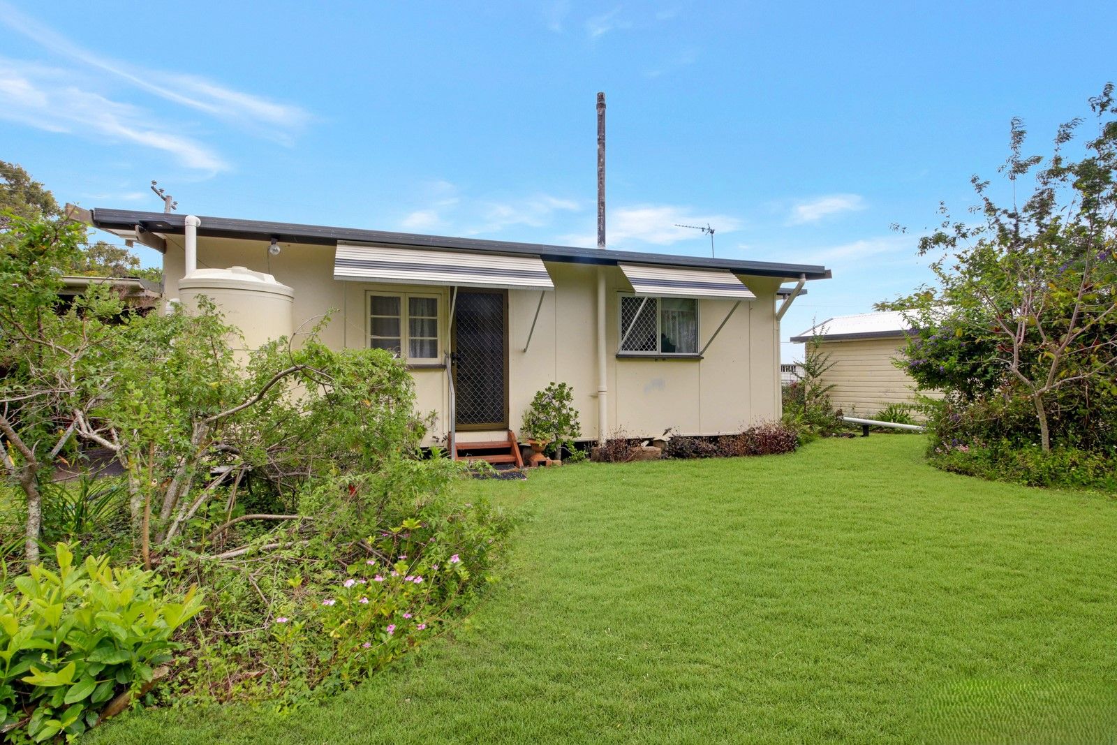 52 Braithwaite Street — photo 13 of 18