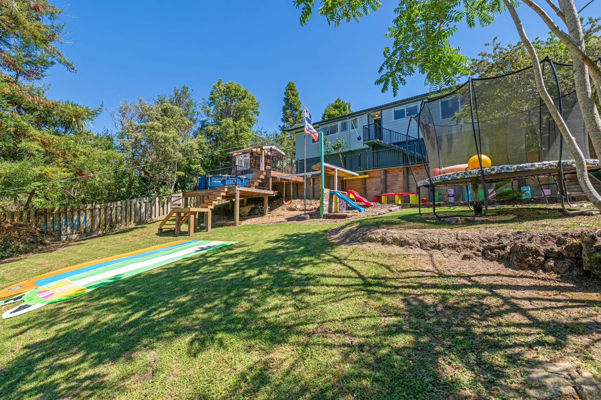 12 Airey Place photo 11