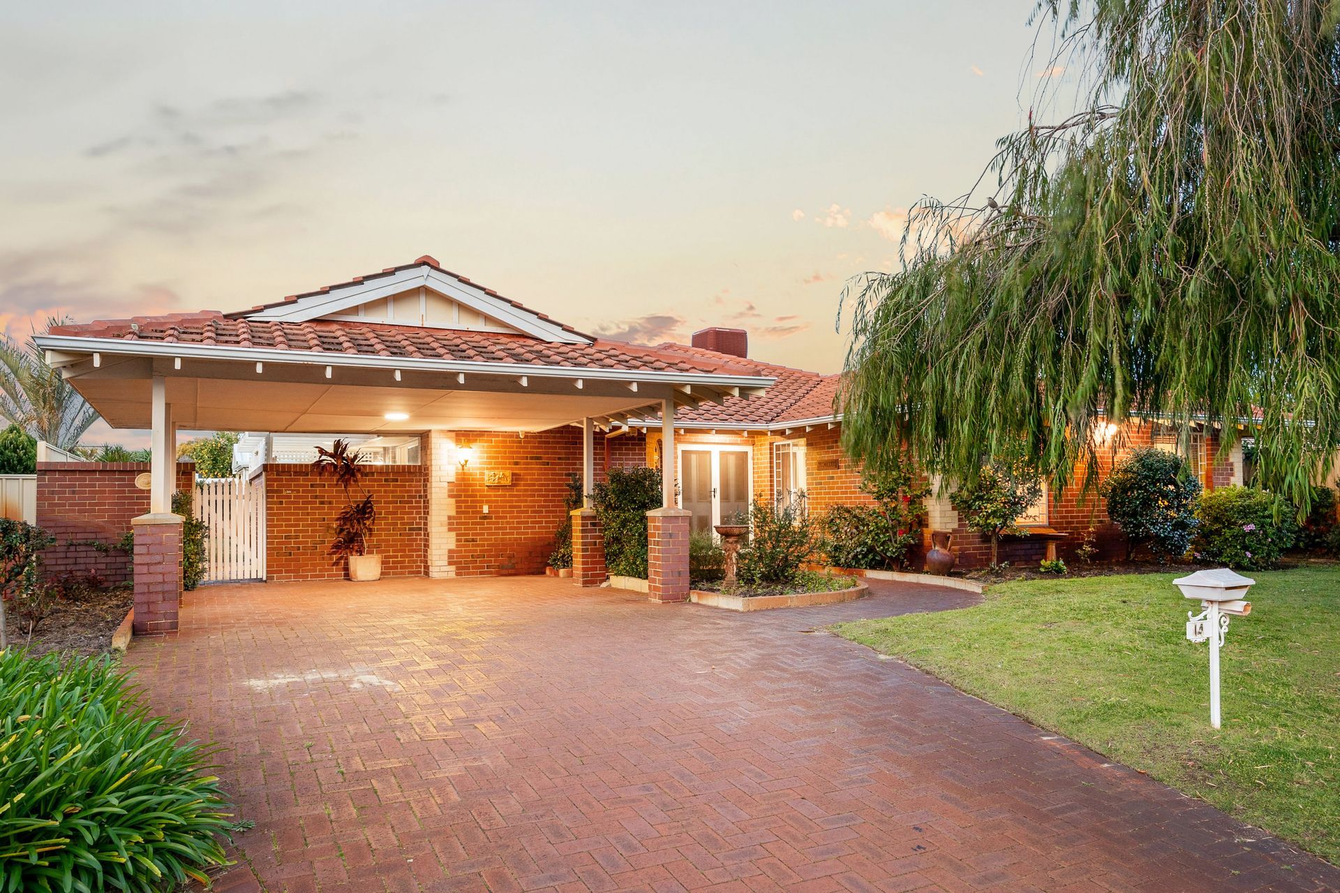 14 Prescott Drive, Murdoch, WA 6150