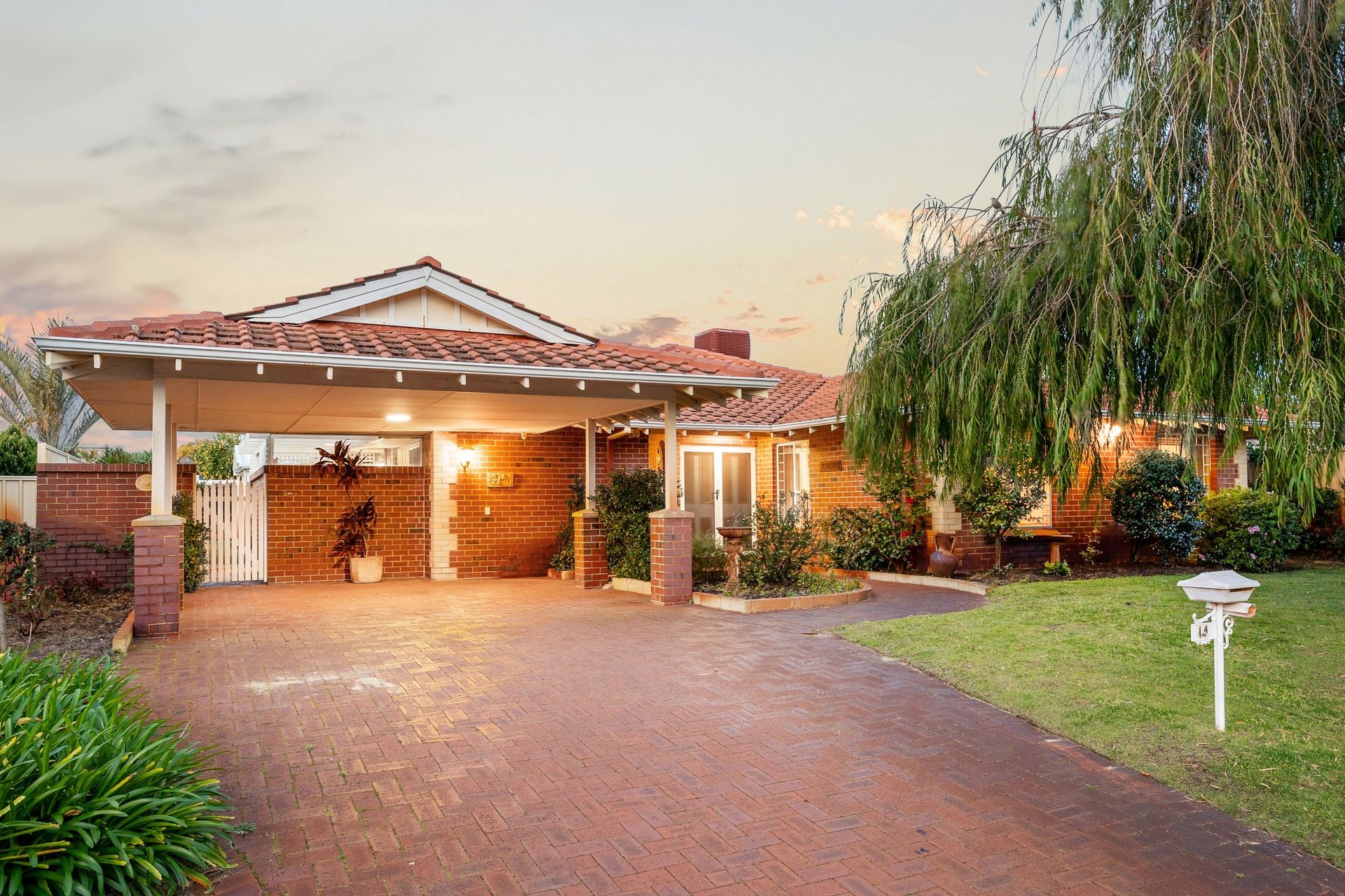 14 Prescott Drive, Murdoch, WA 6150