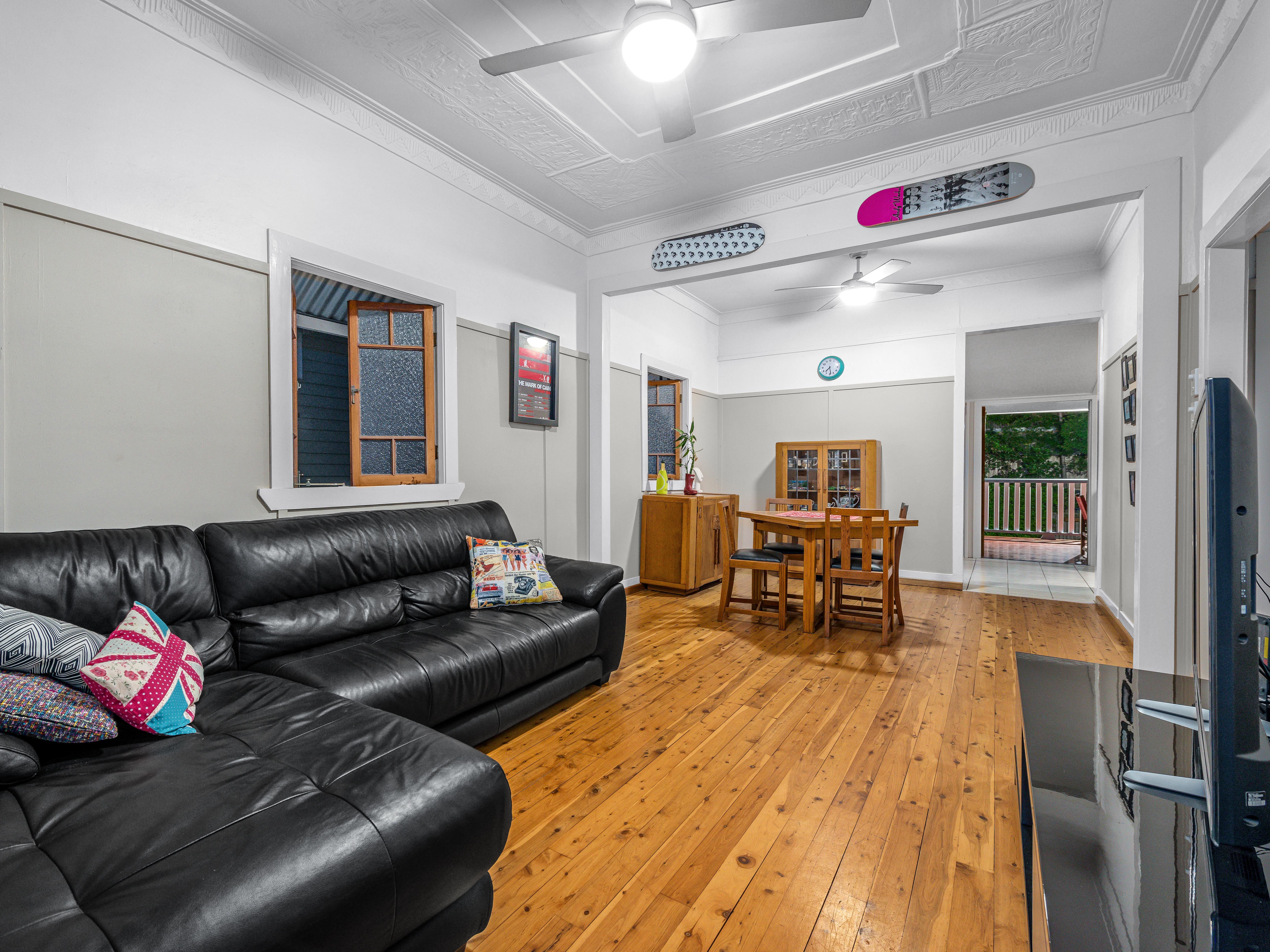 14 Ashton Street, Camp Hill, QLD 4152