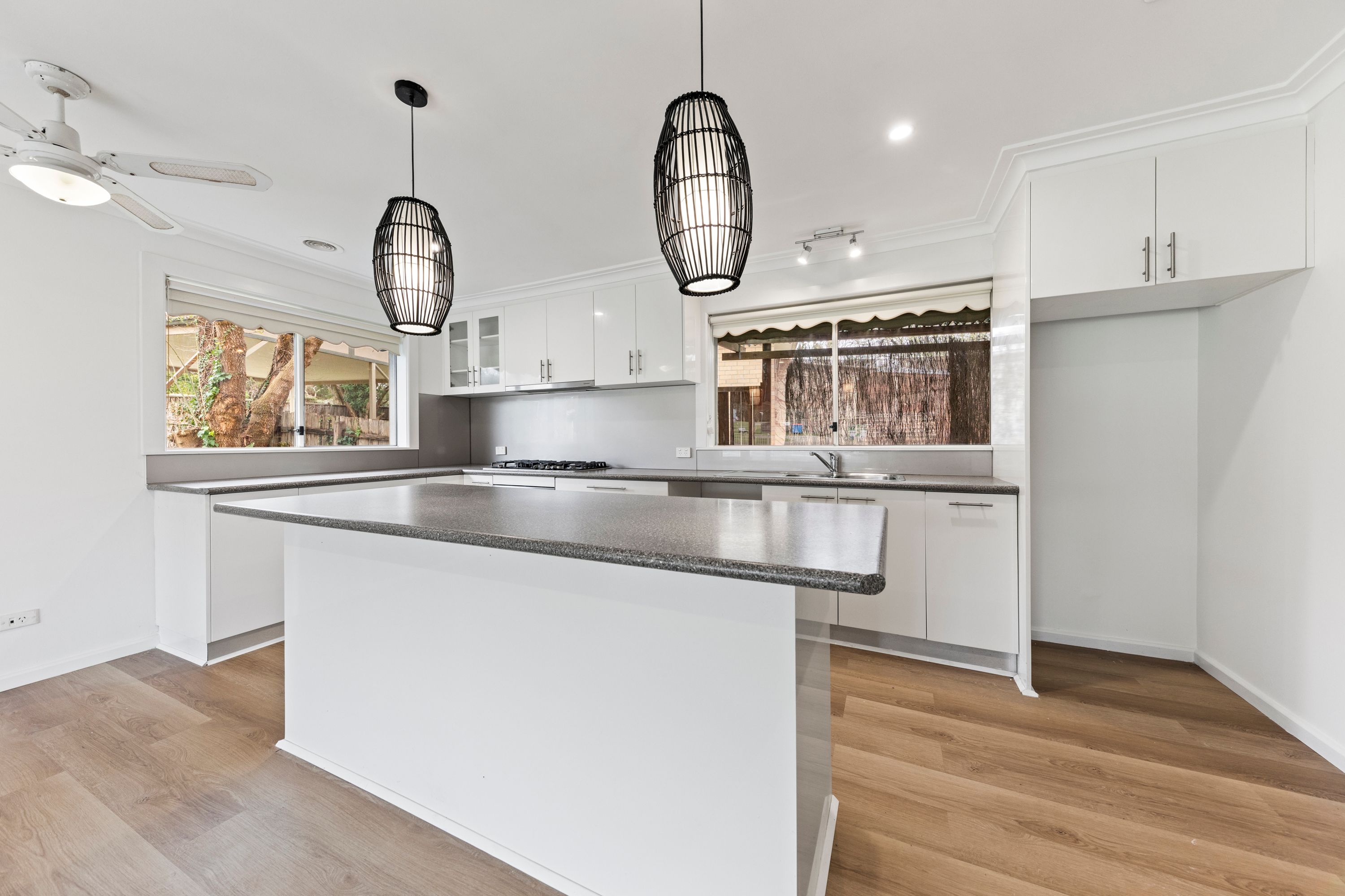 30 Ahern Road, Pakenham, VIC 3810
