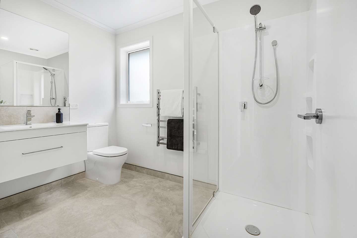 6 Vicarage Lane photo 12