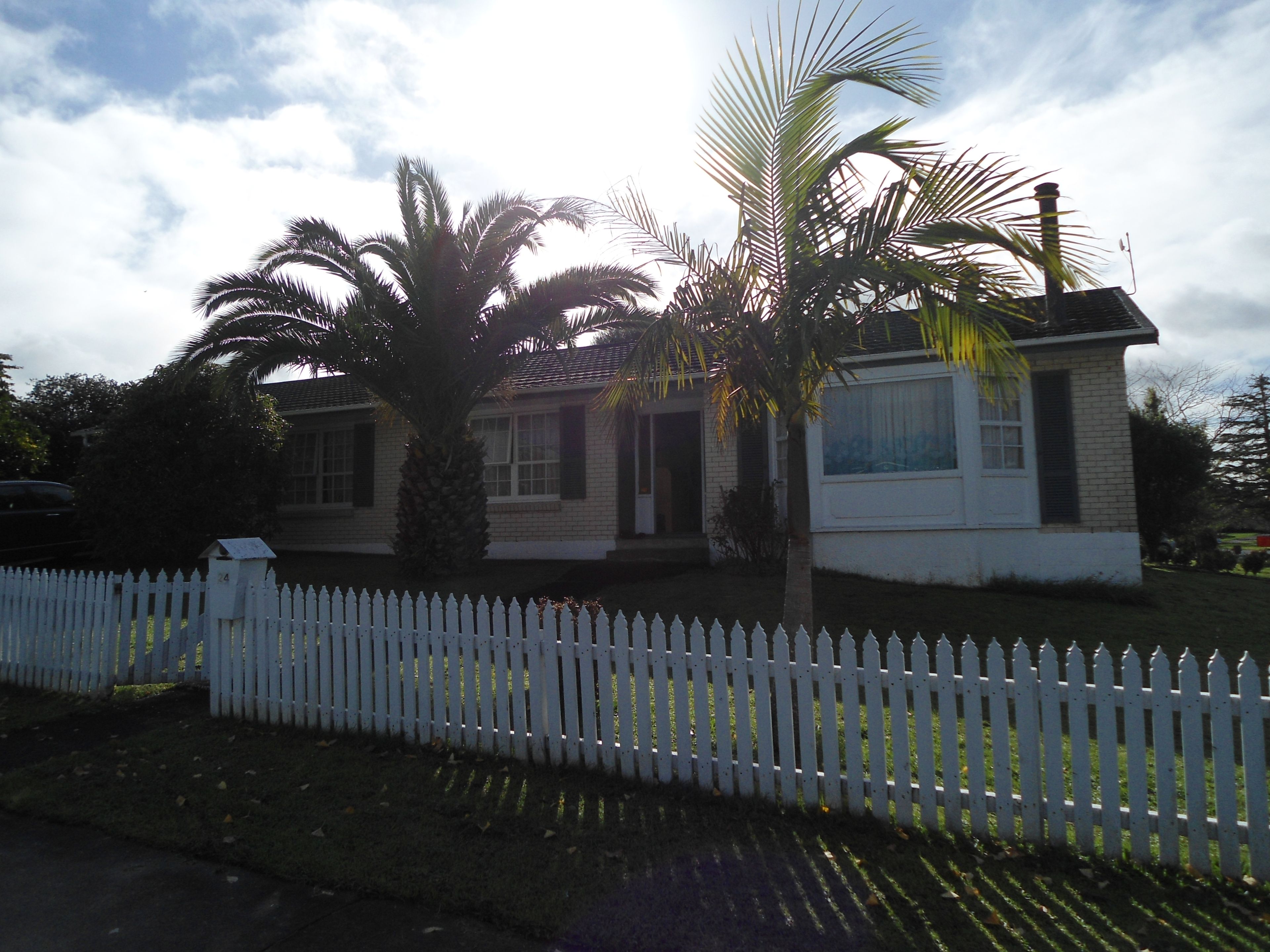 24 Whiteacres Drive, Sunnyhills, Manukau City