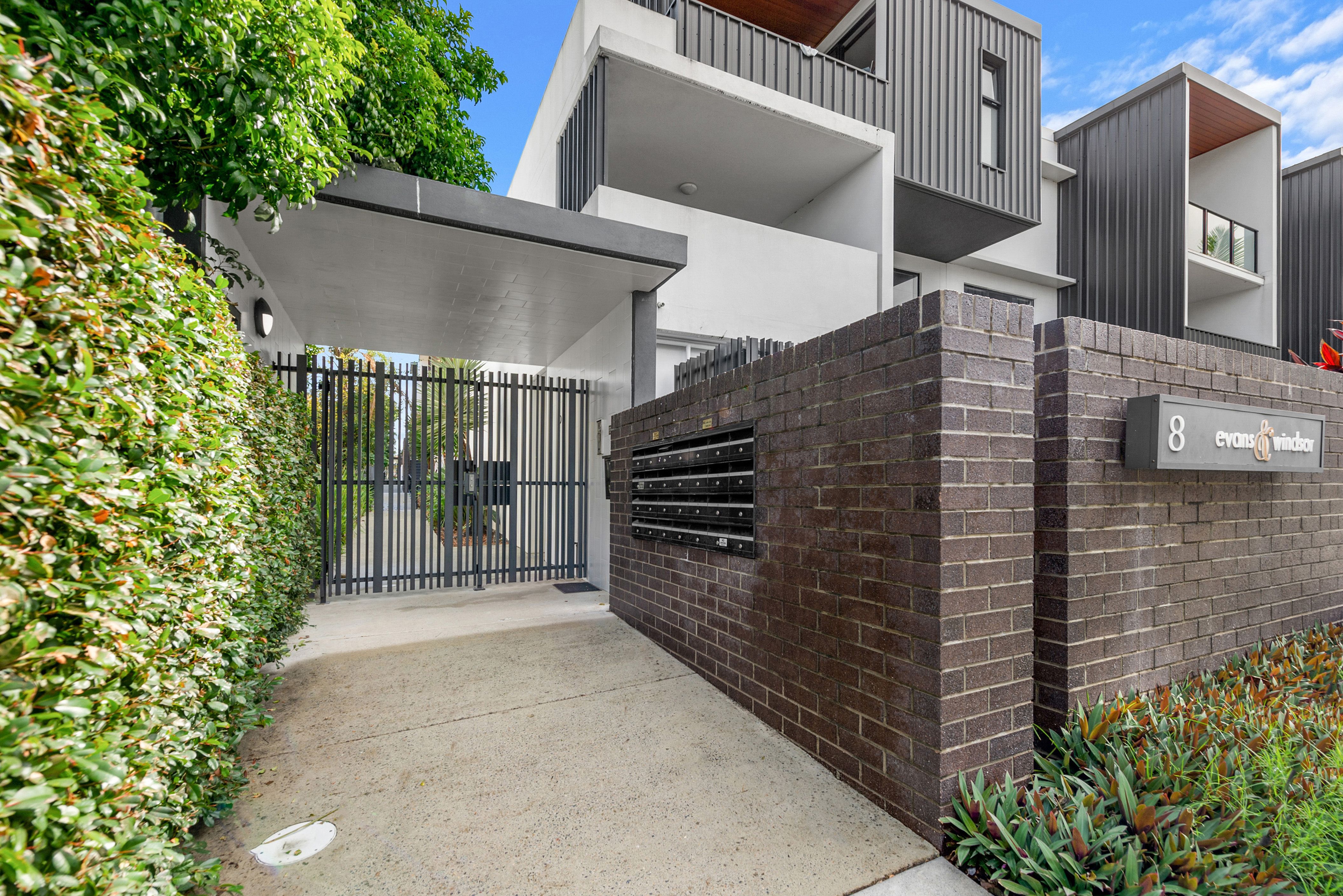8 Windsor Street, Nundah QLD 4012