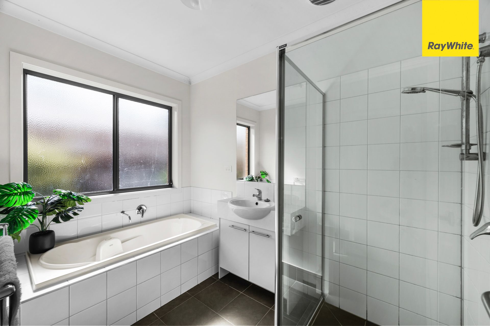2 Bunda Place — photo 8 of 21
